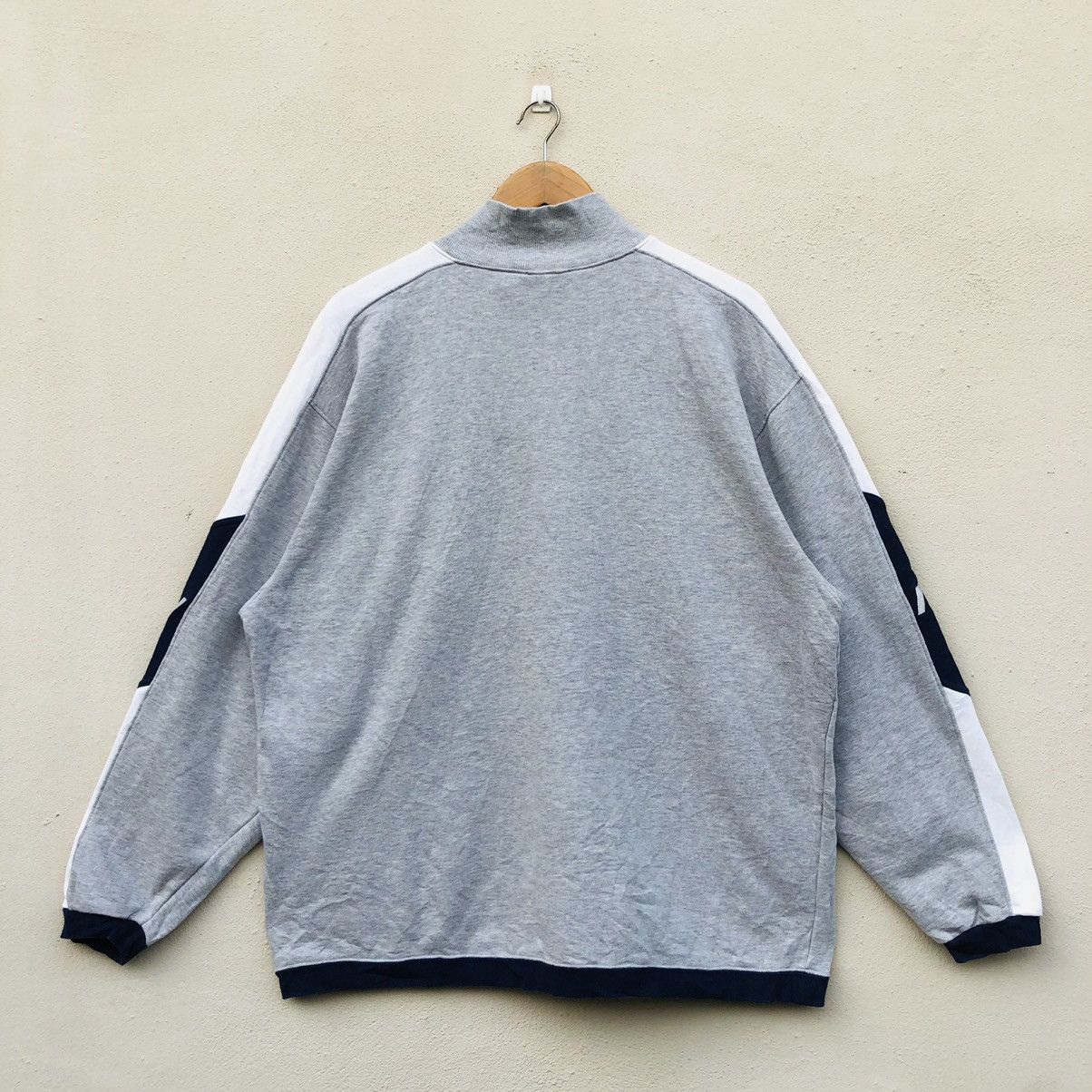 New Balance Vintage NEW BALANCE EMBROIDERED LOGO 1/4 Half Zip Sweater Size US L / EU 52-54 / 3 - 9 Thumbnail
