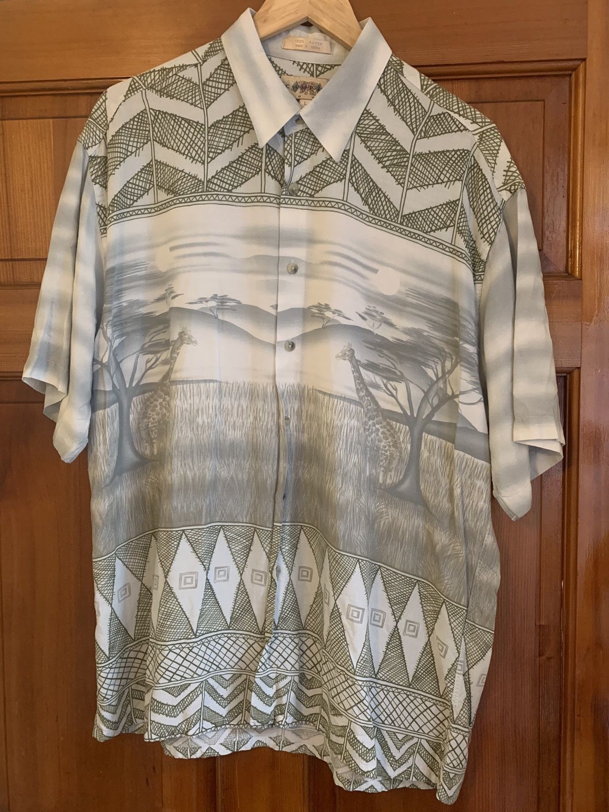 Campia Moda *RARE* Vintage Campia Moda Giraffe Landscape Rayon Shirt - L Size US L / EU 52-54 / 3 - 1 Thumbnail