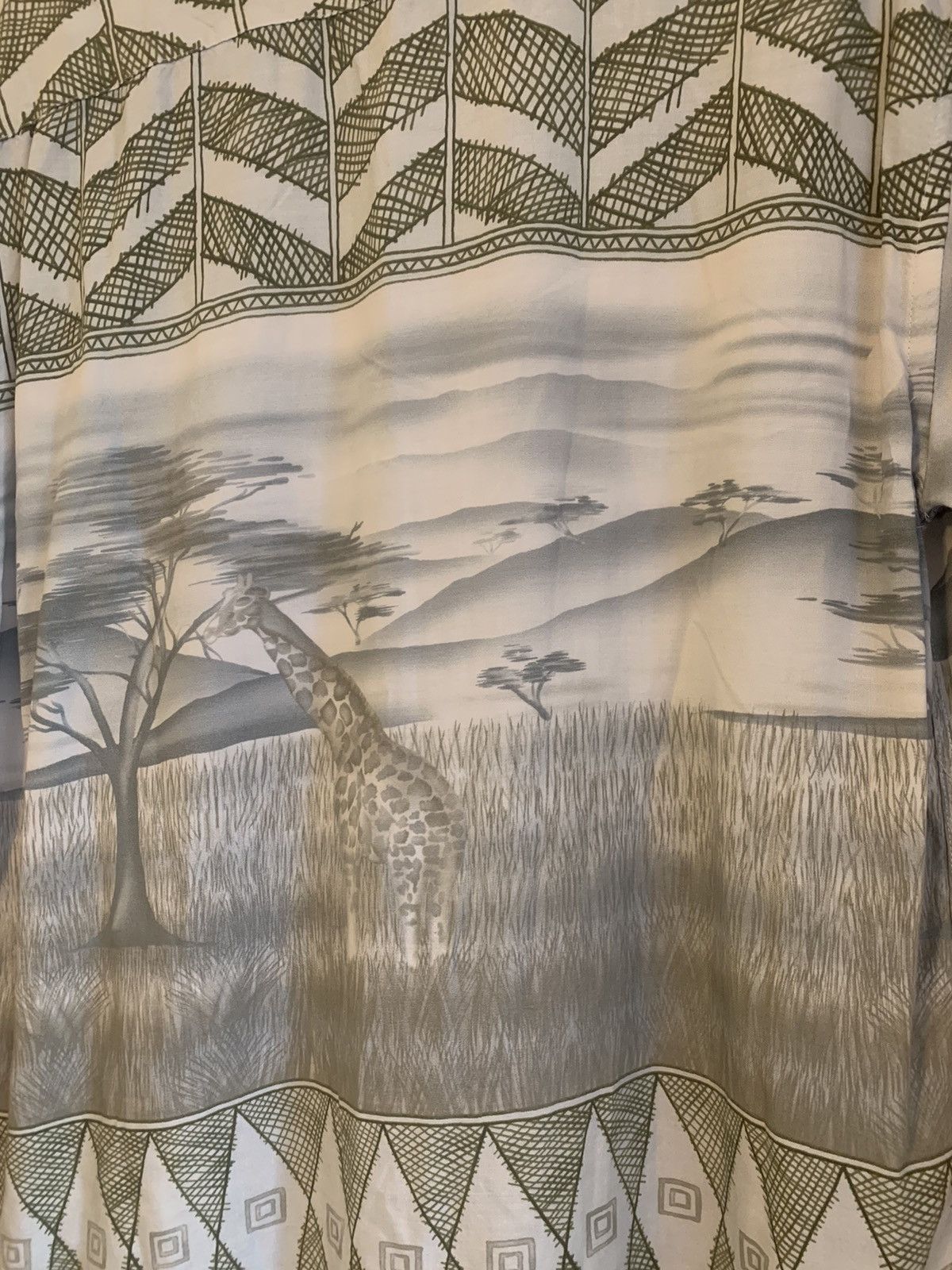 Campia Moda *RARE* Vintage Campia Moda Giraffe Landscape Rayon Shirt - L Size US L / EU 52-54 / 3 - 5 Thumbnail