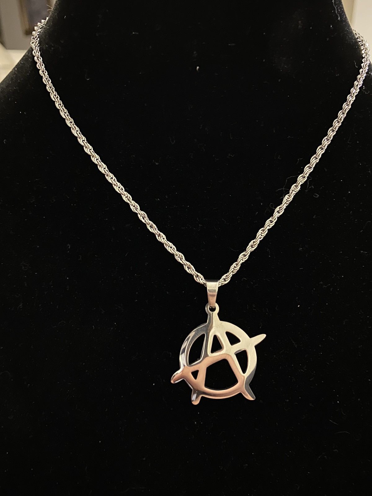 Jewelry Anarchy pendant anarchy necklace hard jewelry Size ONE SIZE - 1 Thumbnail