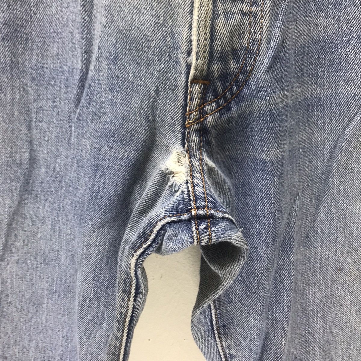 Levi's Vintage Levis 501 Lightwash Jeans Size US 35 - 6 Thumbnail