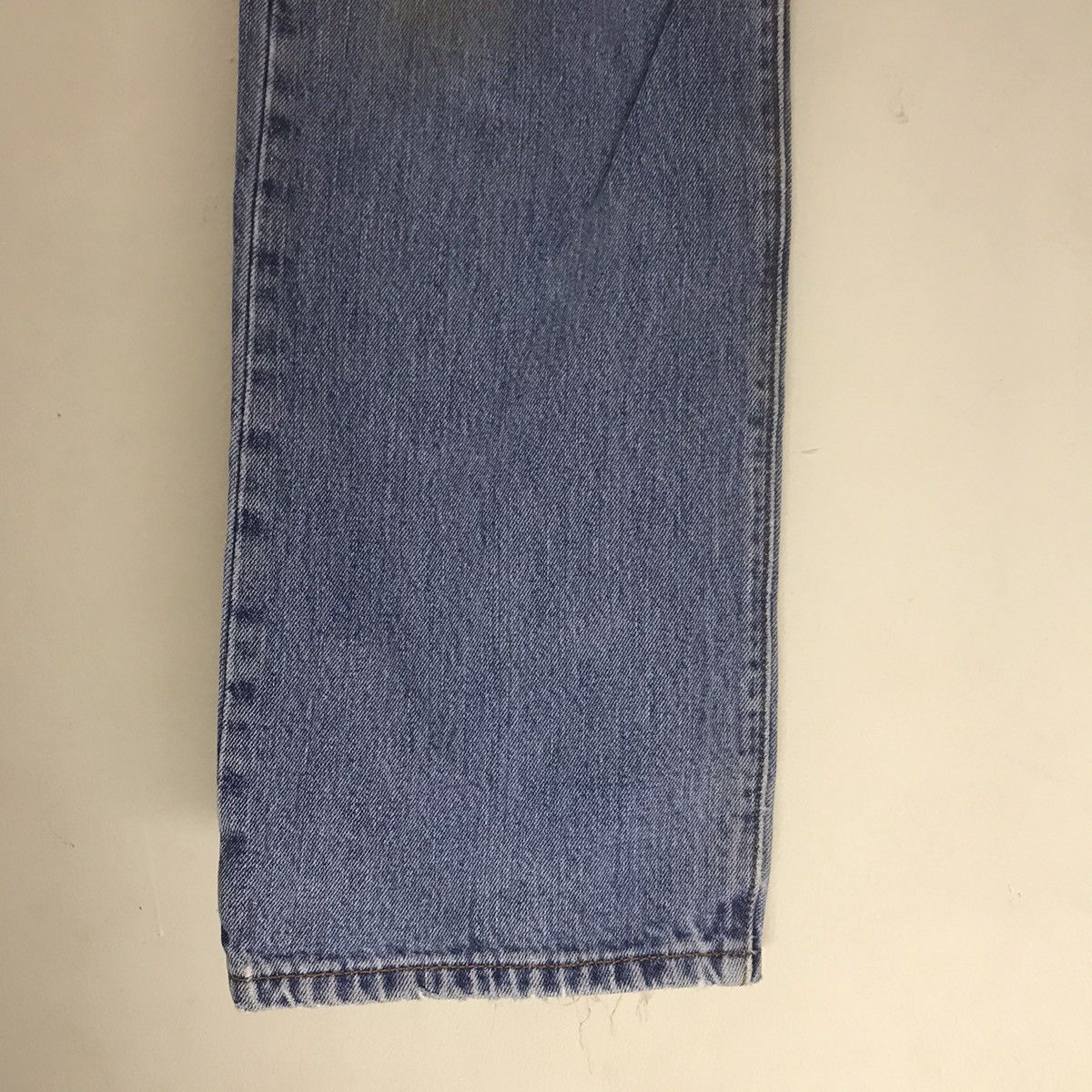 Levi's Vintage Levis 501 Lightwash Jeans Size US 35 - 9 Thumbnail