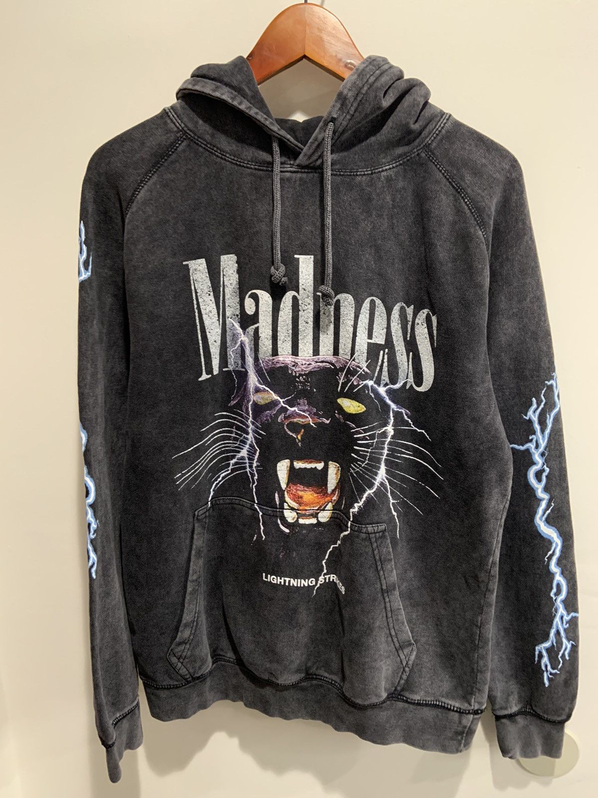 Pink panther sweatshirt pacsun deals