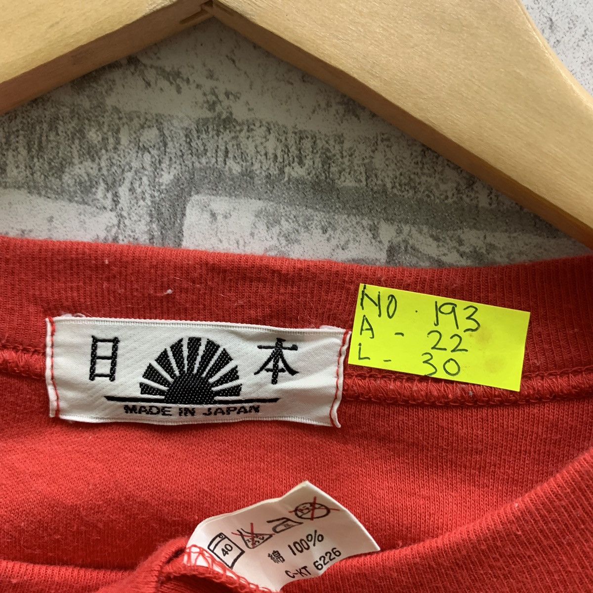 Japanese Brand Vintage 90s Japanese Brand T-shirts Size US L / EU 52-54 / 3 - 7 Thumbnail