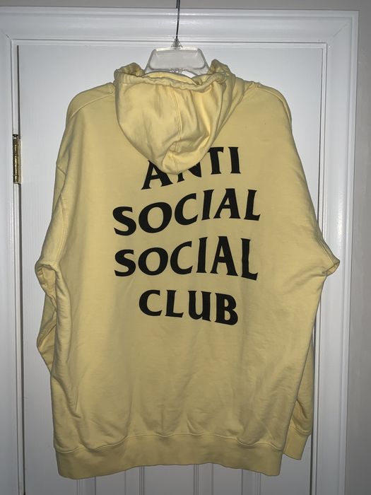 Negativity rules outlet assc