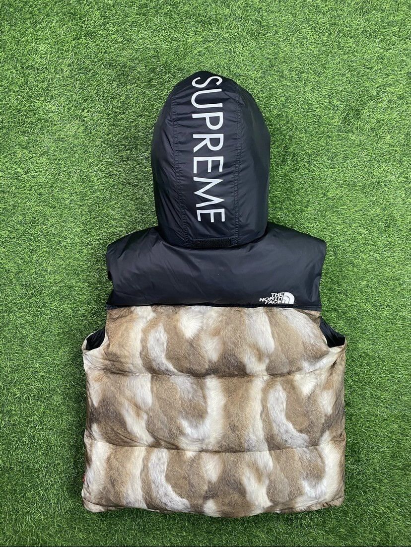 Supreme × The North Face FW13 SUPREME x THE NORTH FACE FUR PRINT NUPTSE VEST Size US L / EU 52-54 / 3 - 5 Thumbnail