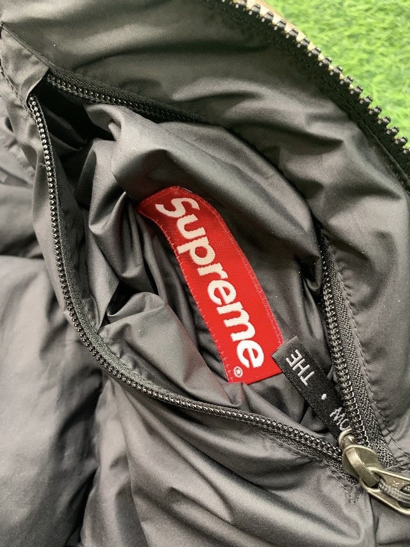 Supreme × The North Face FW13 SUPREME x THE NORTH FACE FUR PRINT NUPTSE VEST Size US L / EU 52-54 / 3 - 13 Thumbnail
