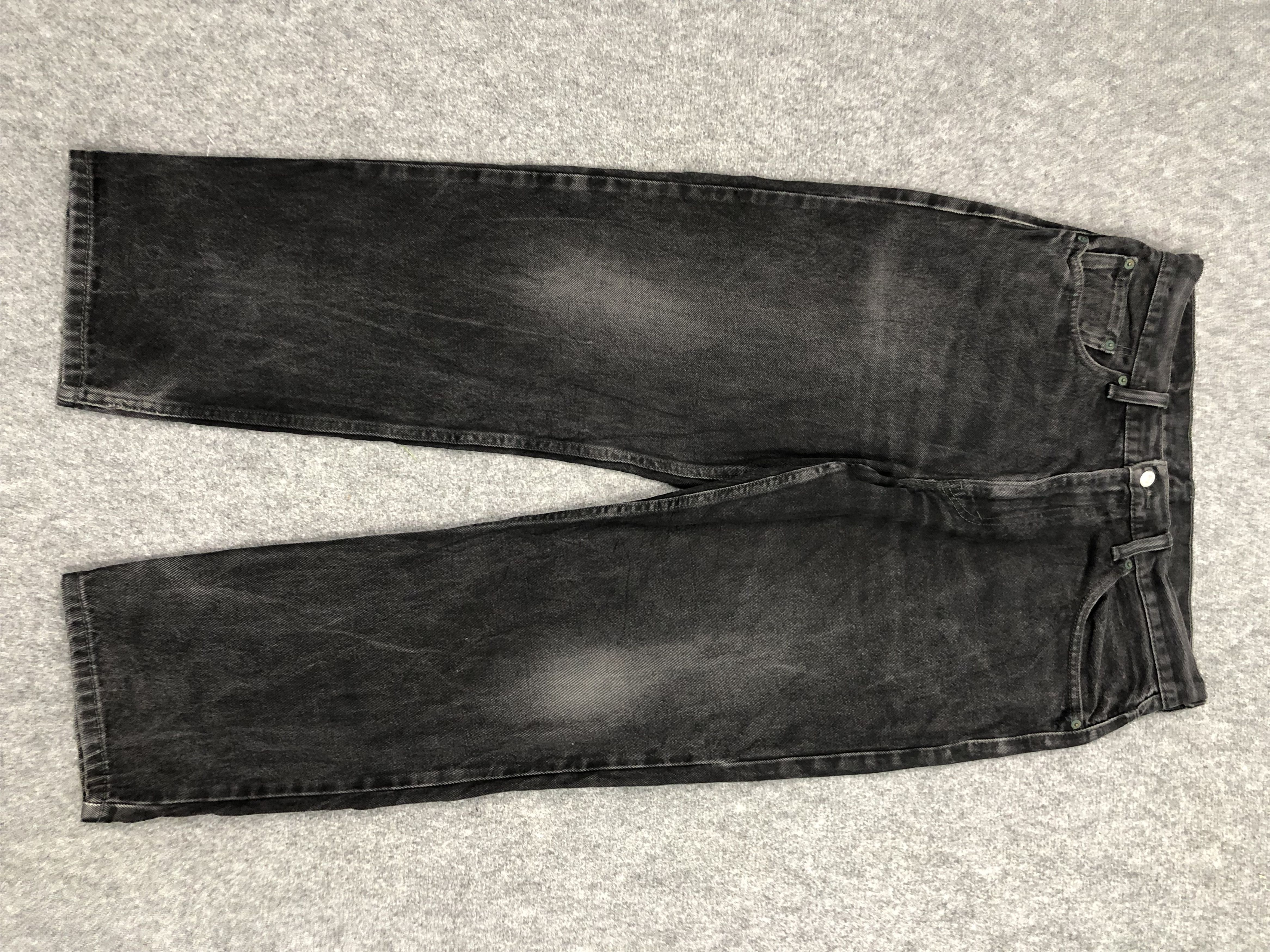 image of Levis 550 Relaxed Fit Denim in Black, Men's (Size 35)