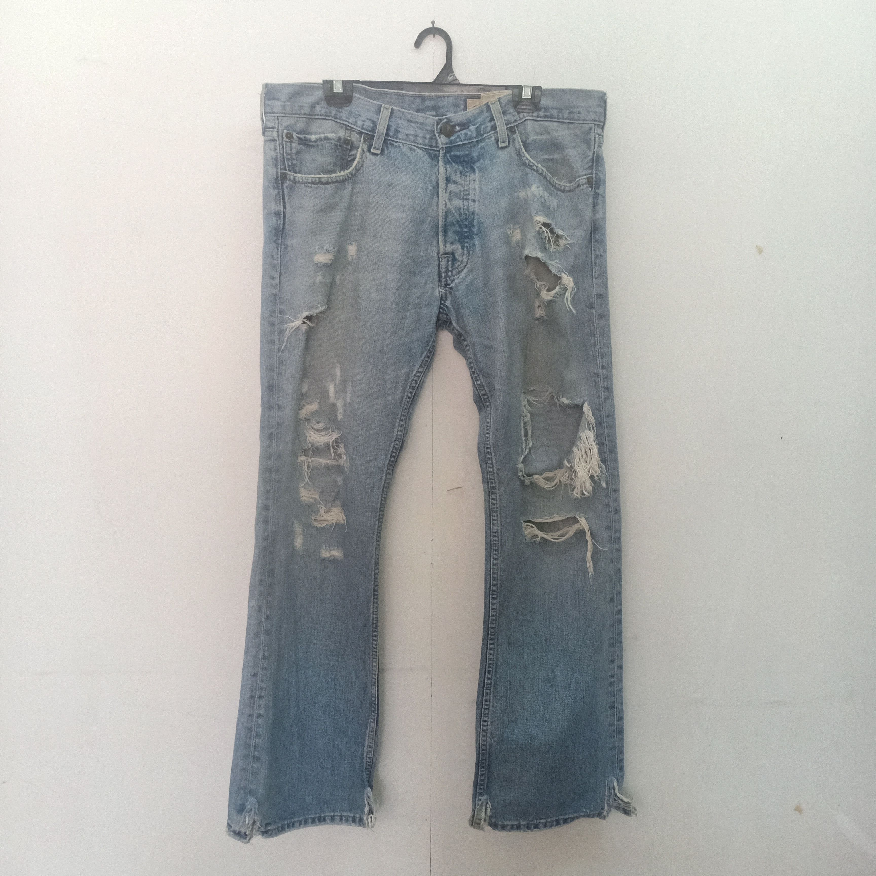 image of Distressed Denim x Hollister California in Blue, Men's (Size 35)