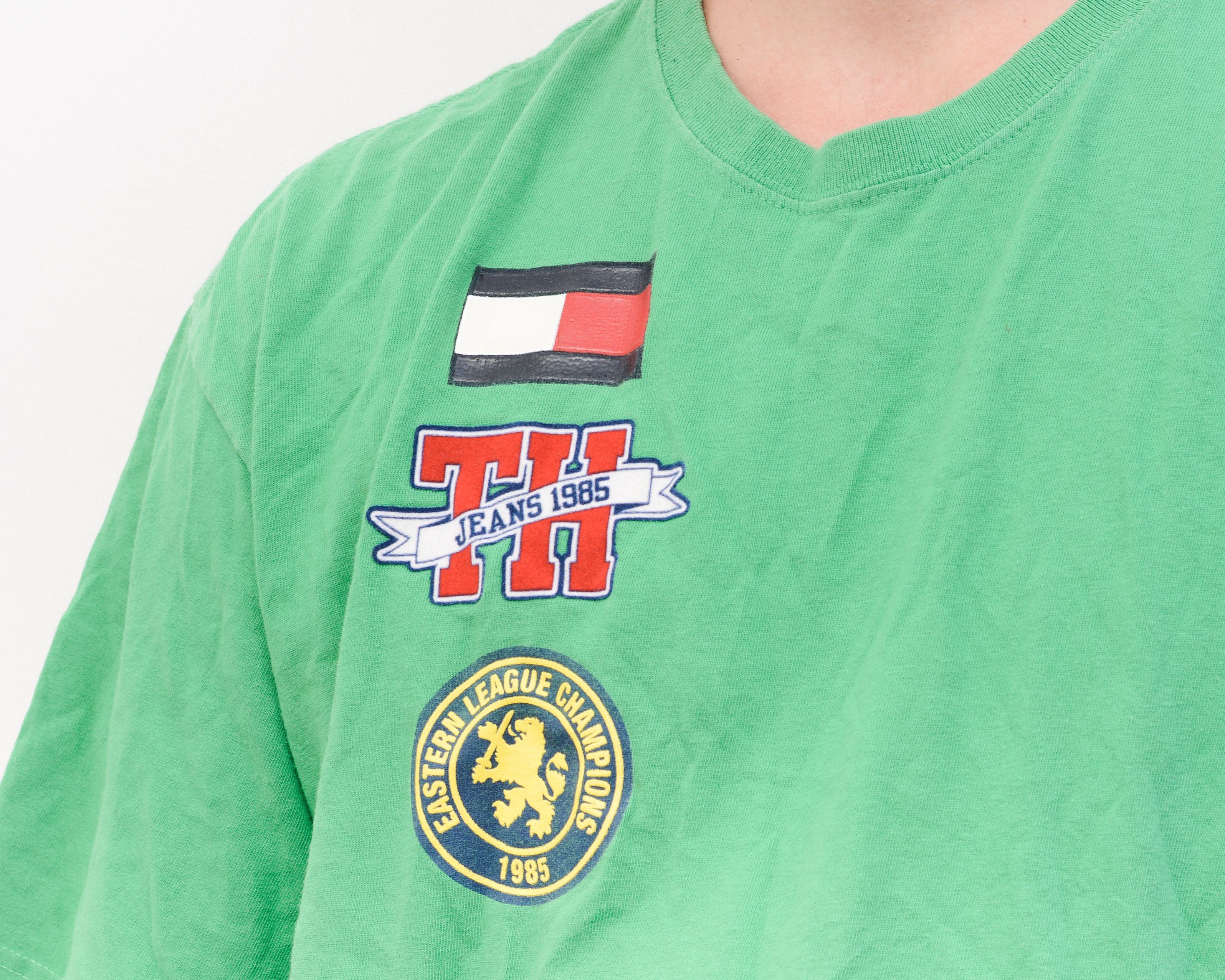 Tommy Hilfiger × Vintage TOMMY HILFIGER JEANS Shirt XL Short Sleeve Print Crew Neck Size US XL / EU 56 / 4 - 5 Thumbnail