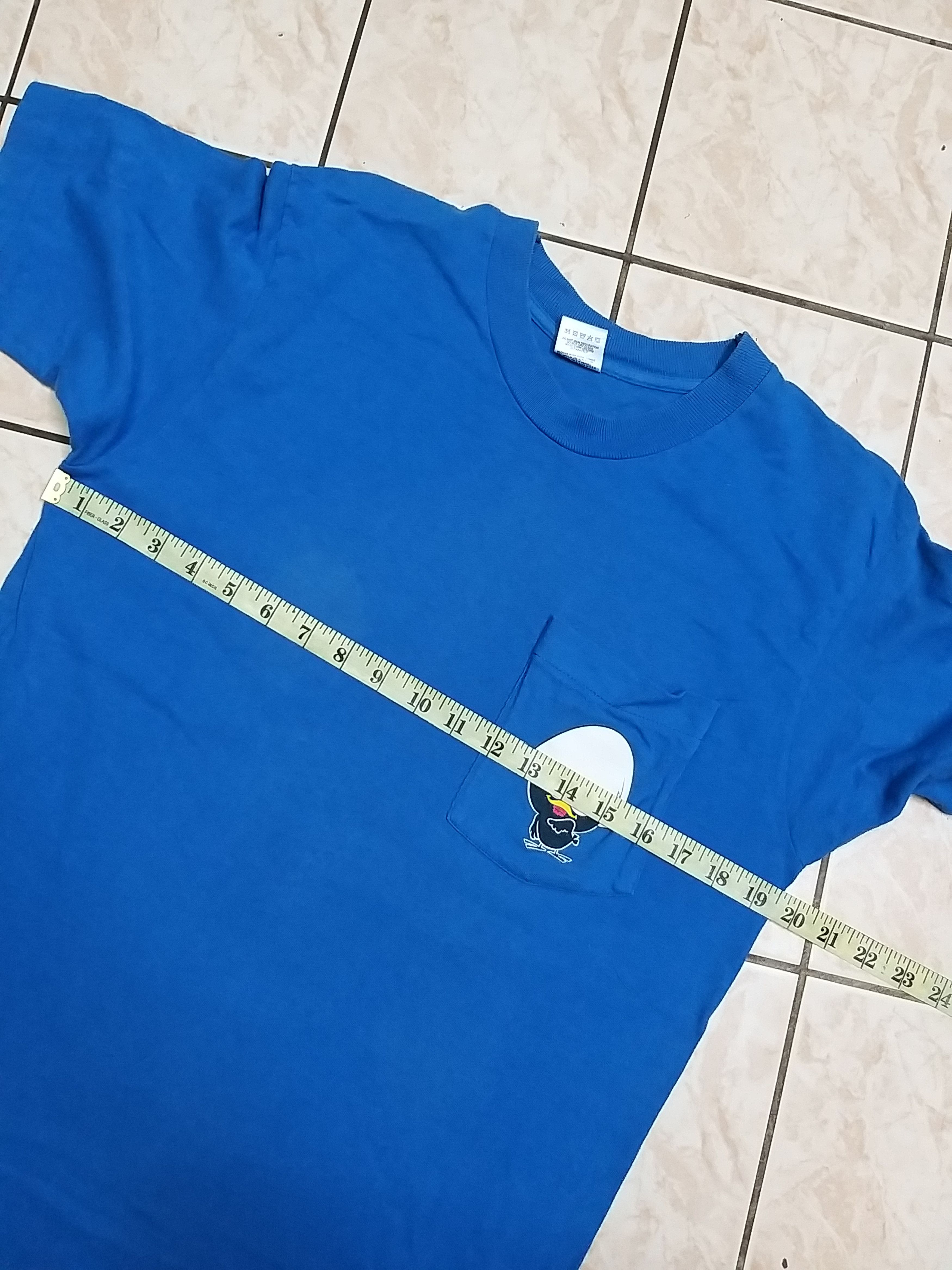 Anime VINTAGE 90s ANIME CALIMERO PAGOT POCKET T SHIRT Size US M / EU 48-50 / 2 - 6 Thumbnail