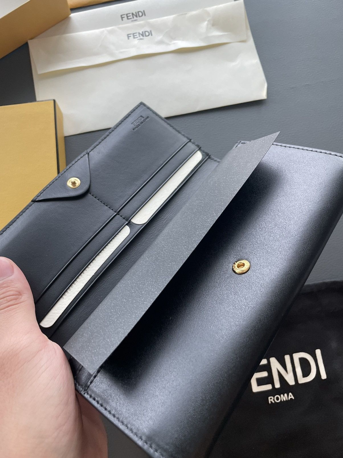 Fendi SoldOut Limited Edition Iconic Monster Leather Wallet Unisex Size ONE SIZE - 7 Thumbnail