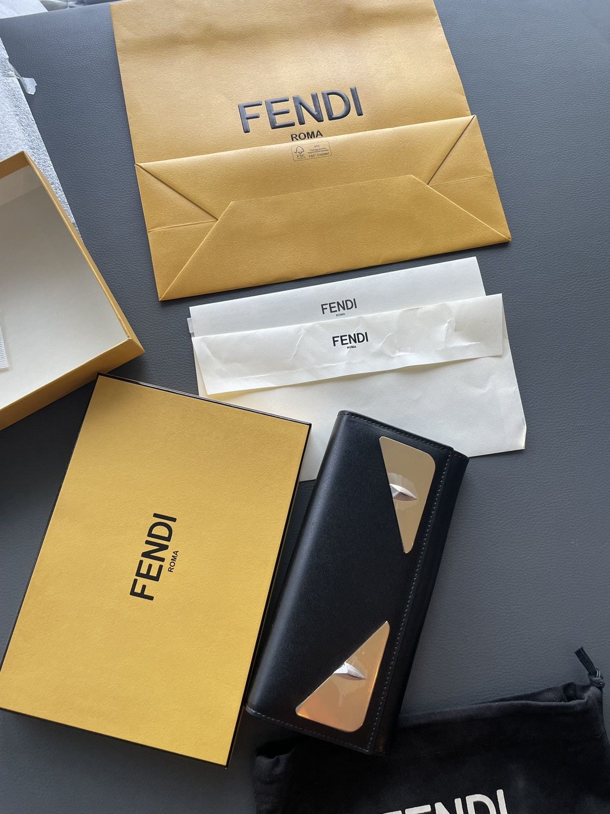 Fendi SoldOut Limited Edition Iconic Monster Leather Wallet Unisex Size ONE SIZE - 1 Thumbnail