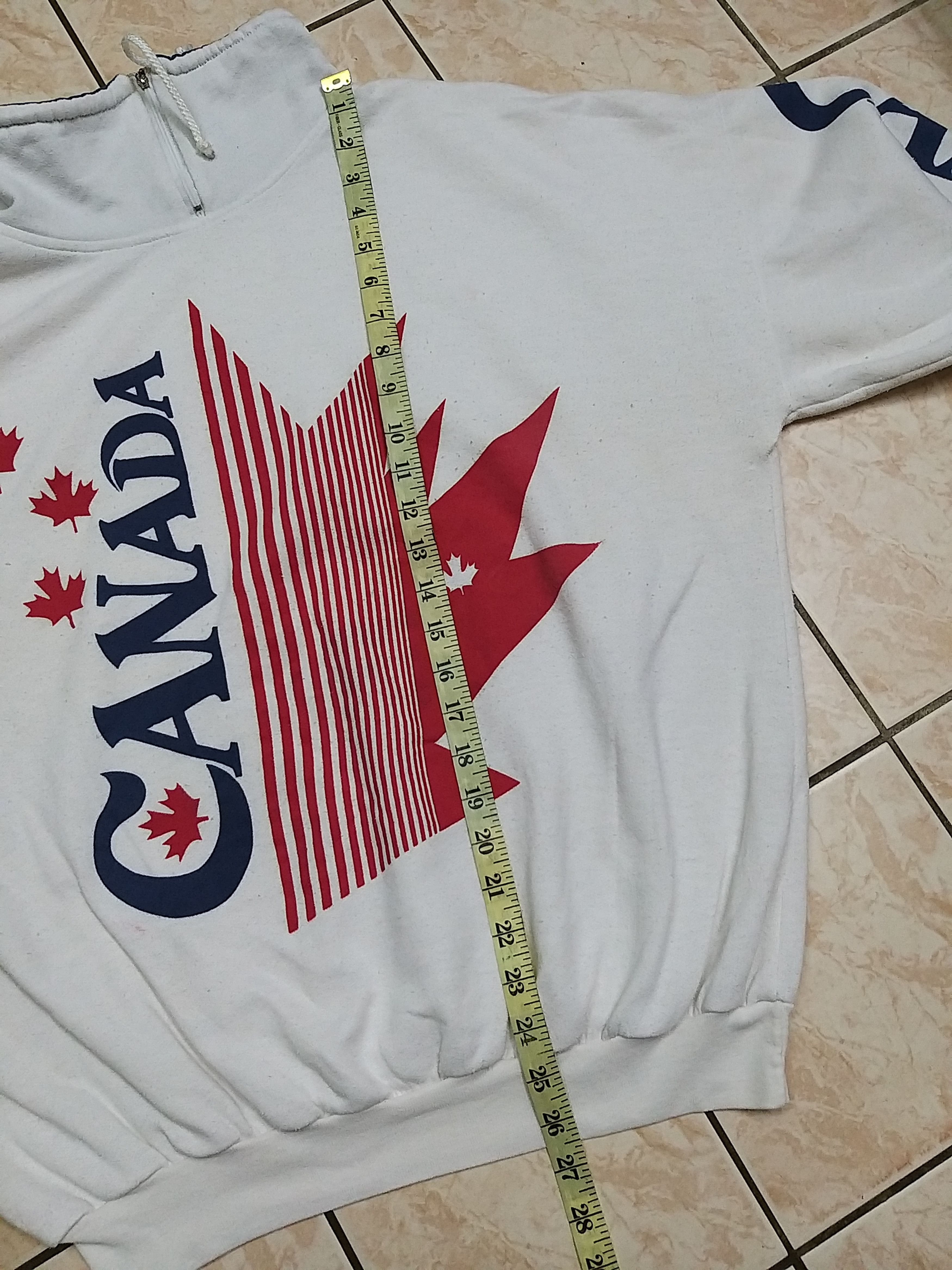 Vintage VINTAGE CANADA FLAG BIG PRINT BAGGY SWEATSHIRT Size US L / EU 52-54 / 3 - 8 Thumbnail