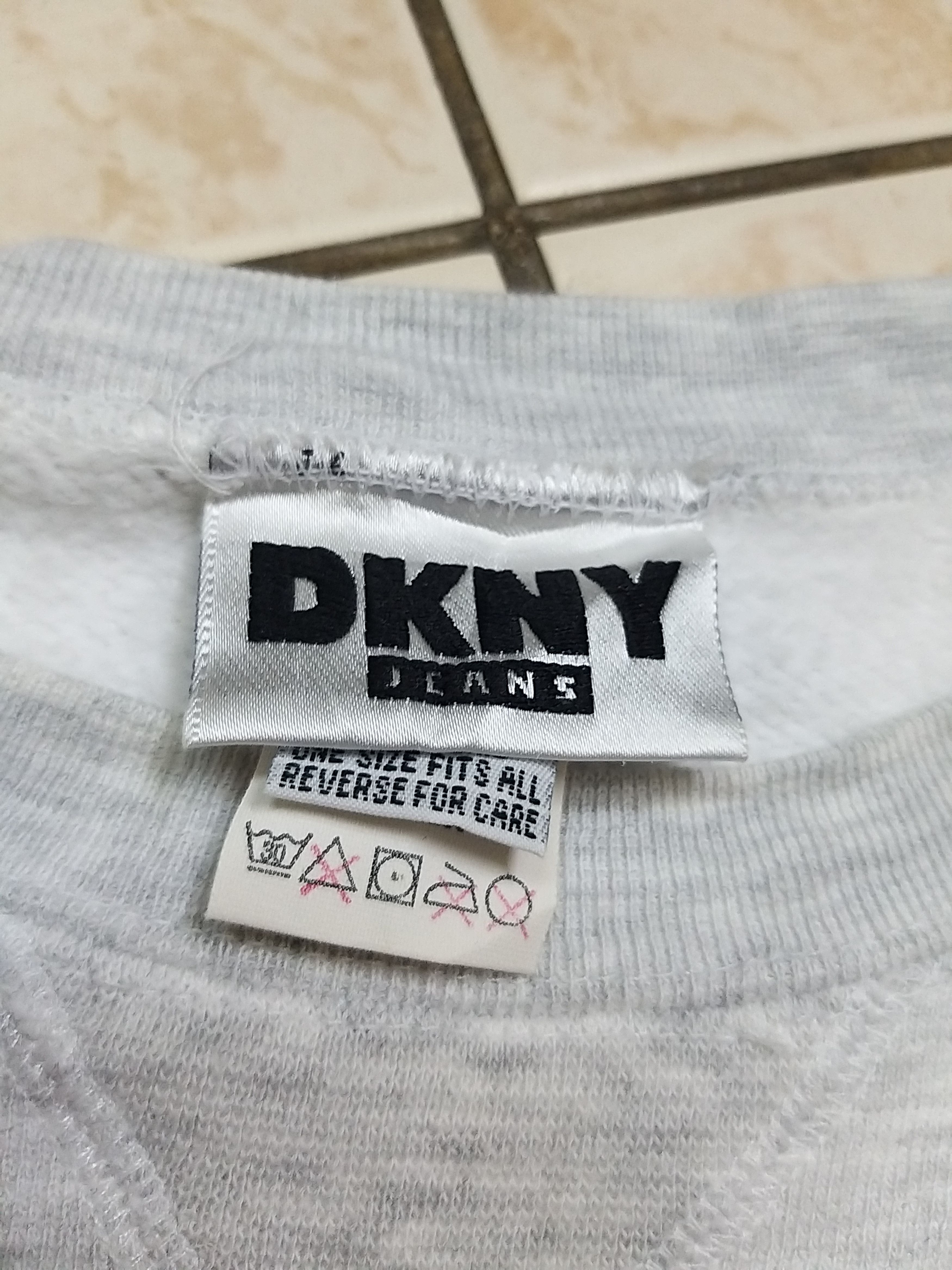 DKNY VINTAGE DKNY USA DONNA KARAN NEW YORK PULLOVER SWEATSHIRT Size US XXL / EU 58 / 5 - 7 Thumbnail