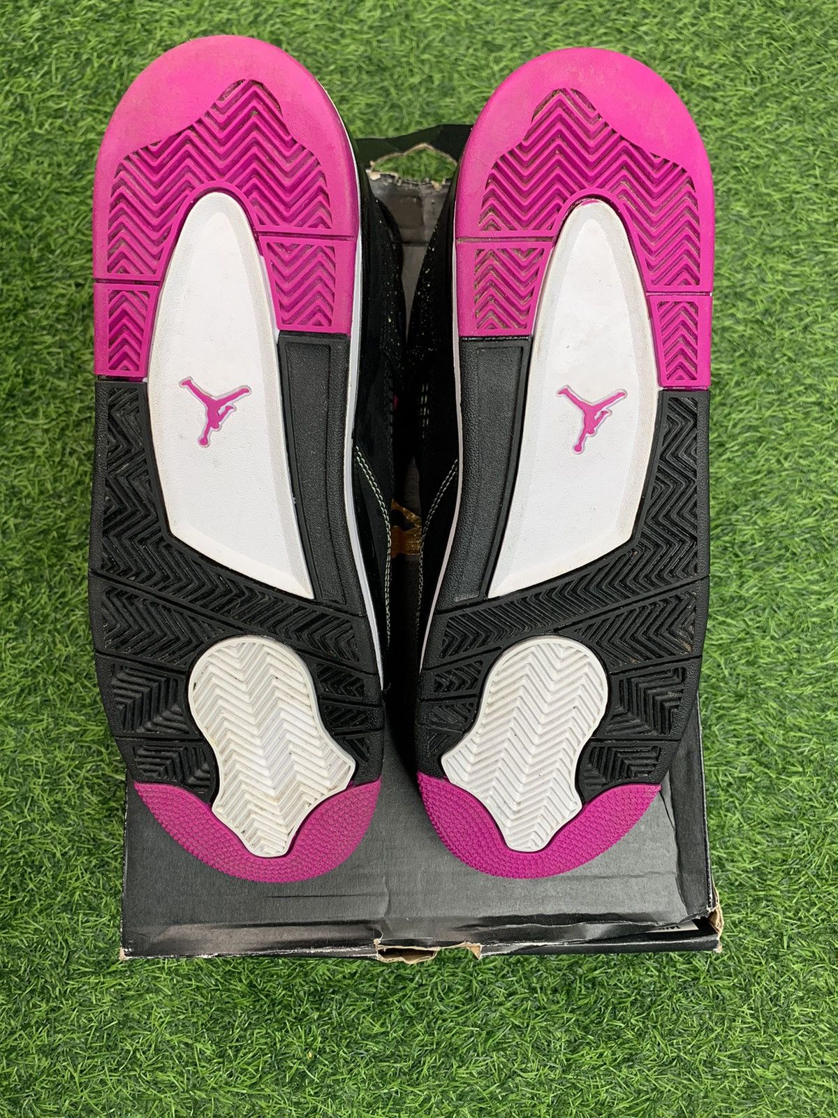 Jordan Brand Air Jordan 4 Retro 30th GG Fuchsia 2015 Size US 8 / EU 41 - 7 Thumbnail