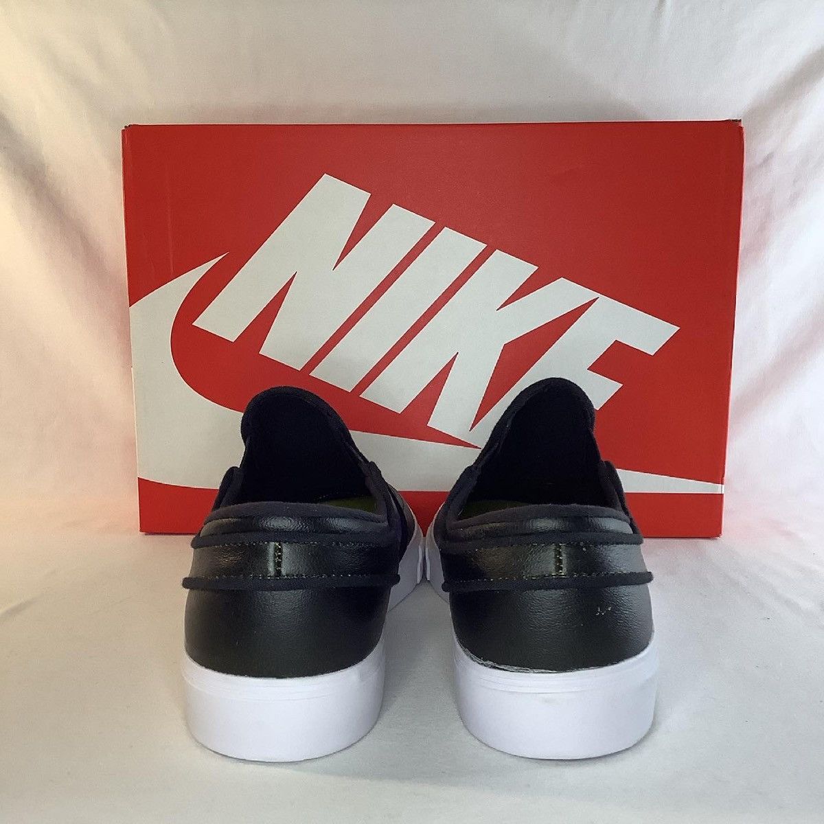 Nike Nike SB Zoom Stefan Janoski Slip NBA Lakers Grailed