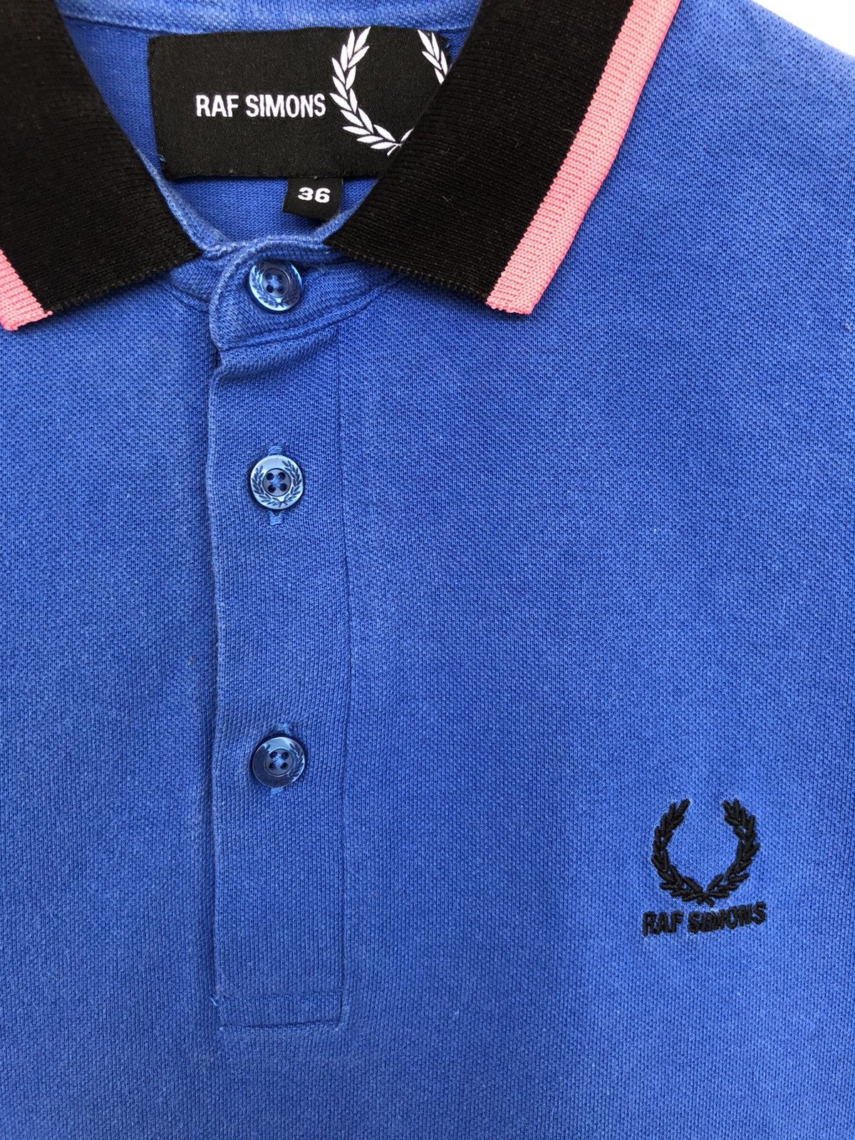 Fred Perry × Raf Simons Raf Simons Fred Perry 🏴󠁧󠁢󠁥󠁮󠁧󠁿 Twin Tipped Polos Size US S / EU 44-46 / 1 - 1 Thumbnail