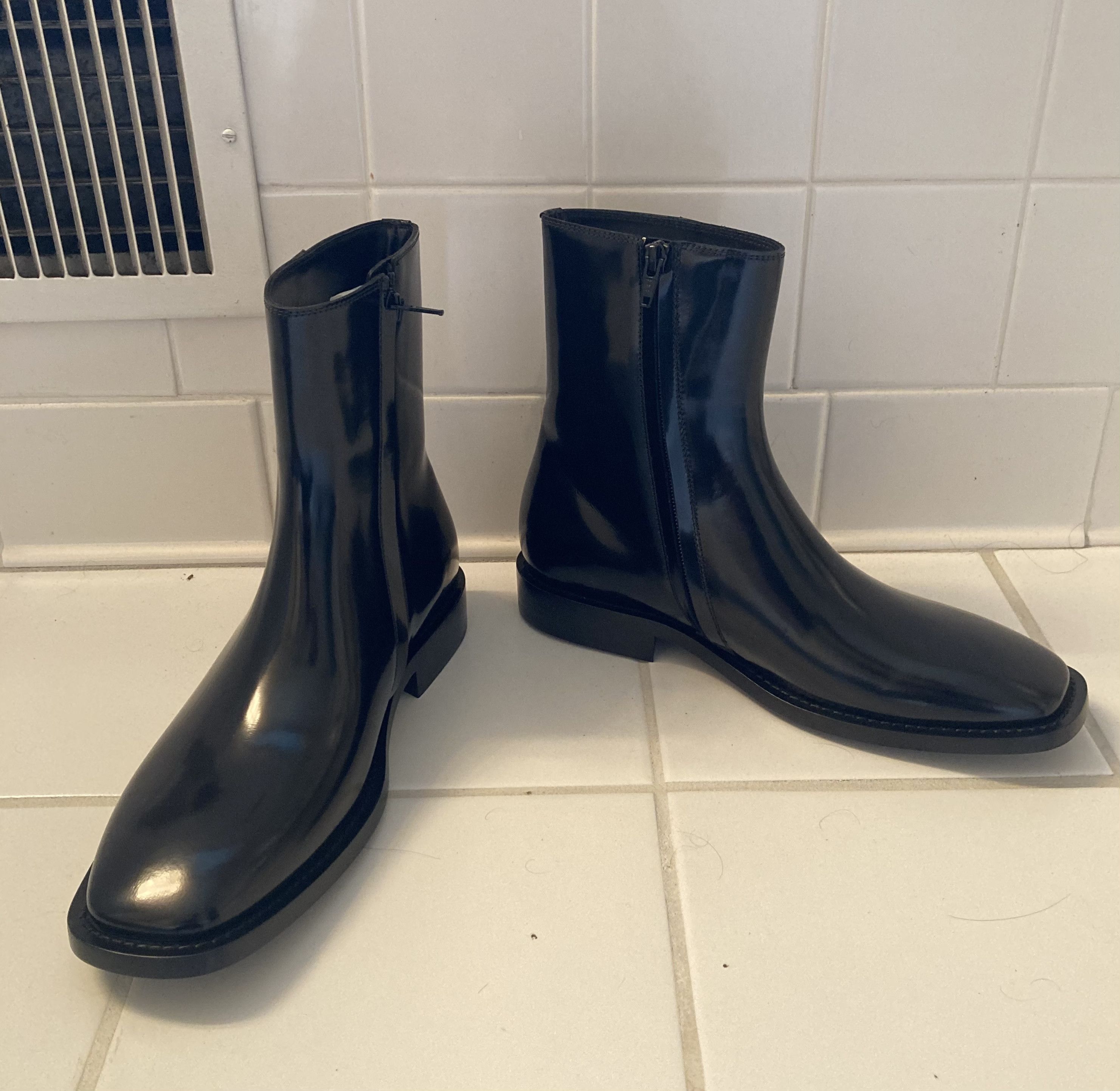 靴 Balenciaga Leather Harness-strap Mules Balenciaga Suede Harness-Strap Mules : F.A.V ARCHIVE