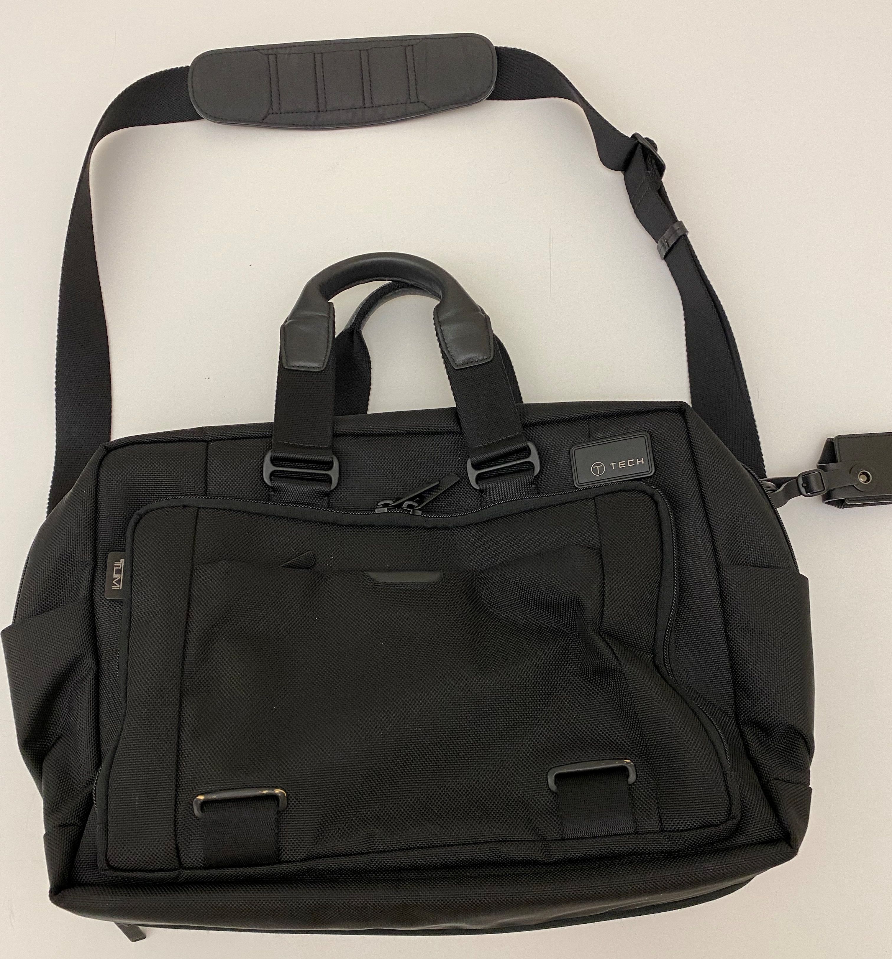 Tumi Bag Black 58541D Expandable Laptop briefcase/messenger Size ONE SIZE - 1 Thumbnail