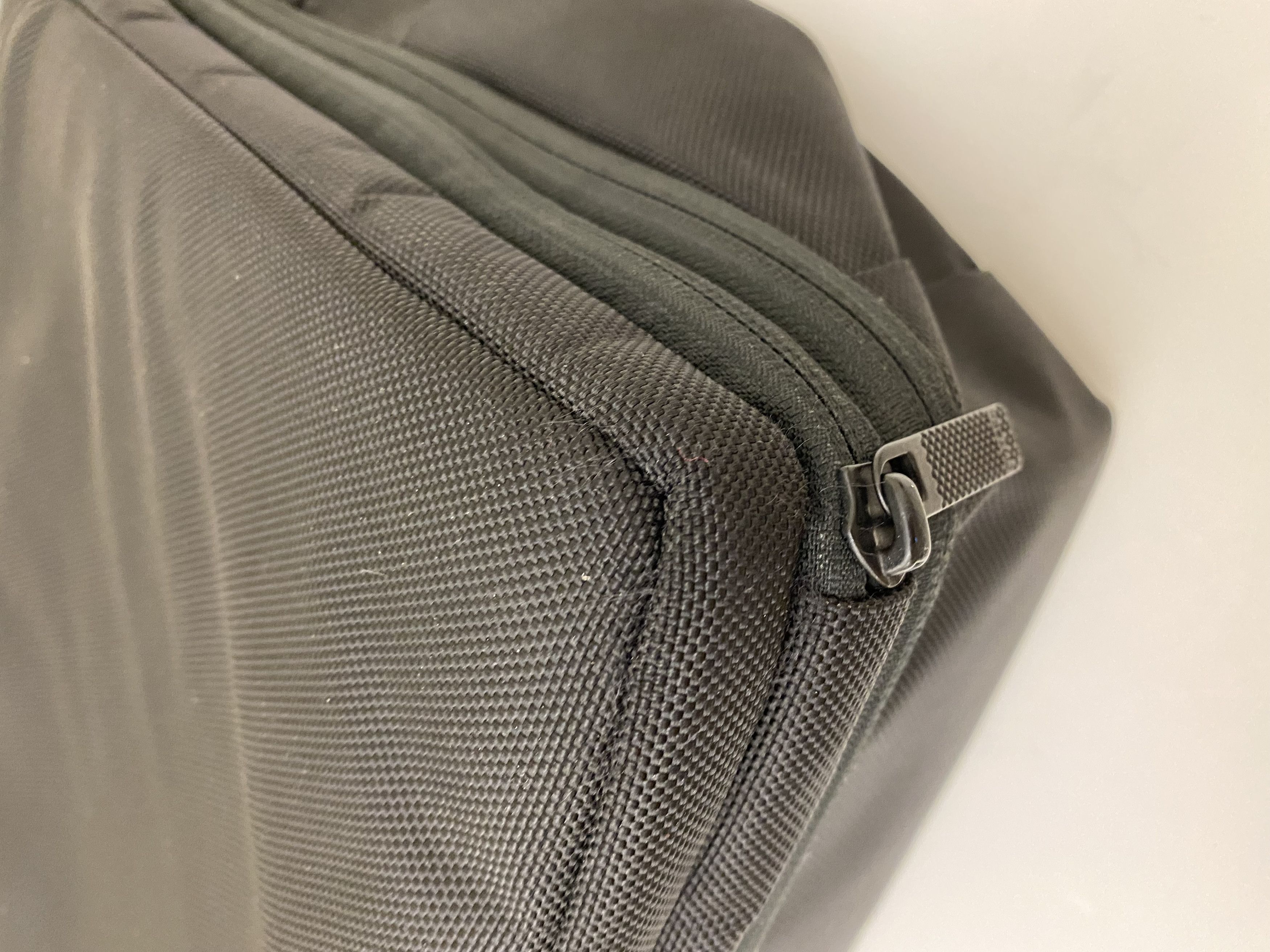 Tumi Bag Black 58541D Expandable Laptop briefcase/messenger Size ONE SIZE - 12 Thumbnail