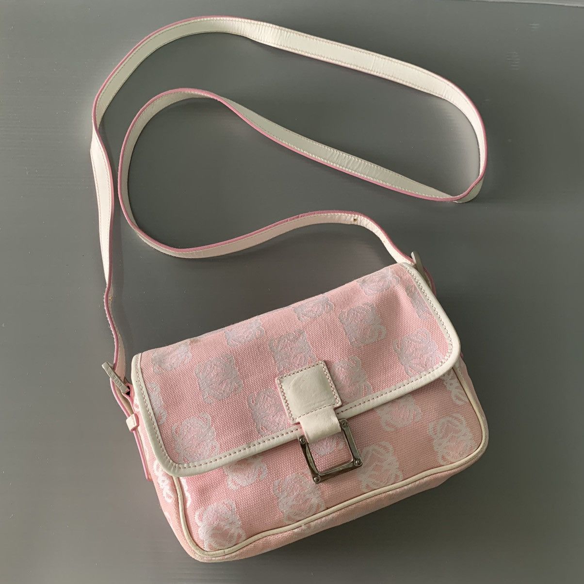 Loewe Loewe Monogram Mini Slingbag Size ONE SIZE - 1 Thumbnail