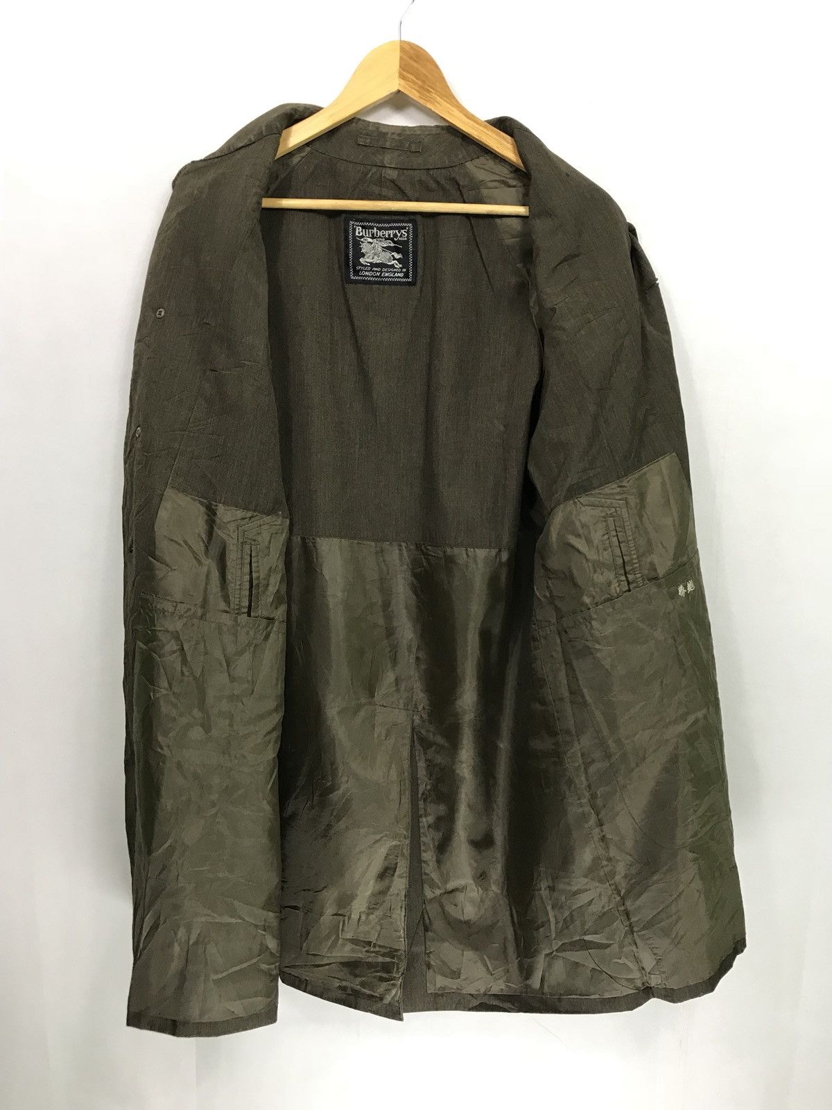 Burberry 🔥FINAL DROP🔥Burberry trech coat london england Size US M / EU 48-50 / 2 - 5 Thumbnail