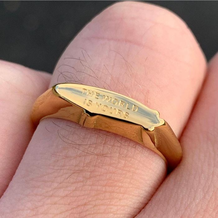 streetwear-scarface-blimp-ring-the-world-is-yours-gold-grailed