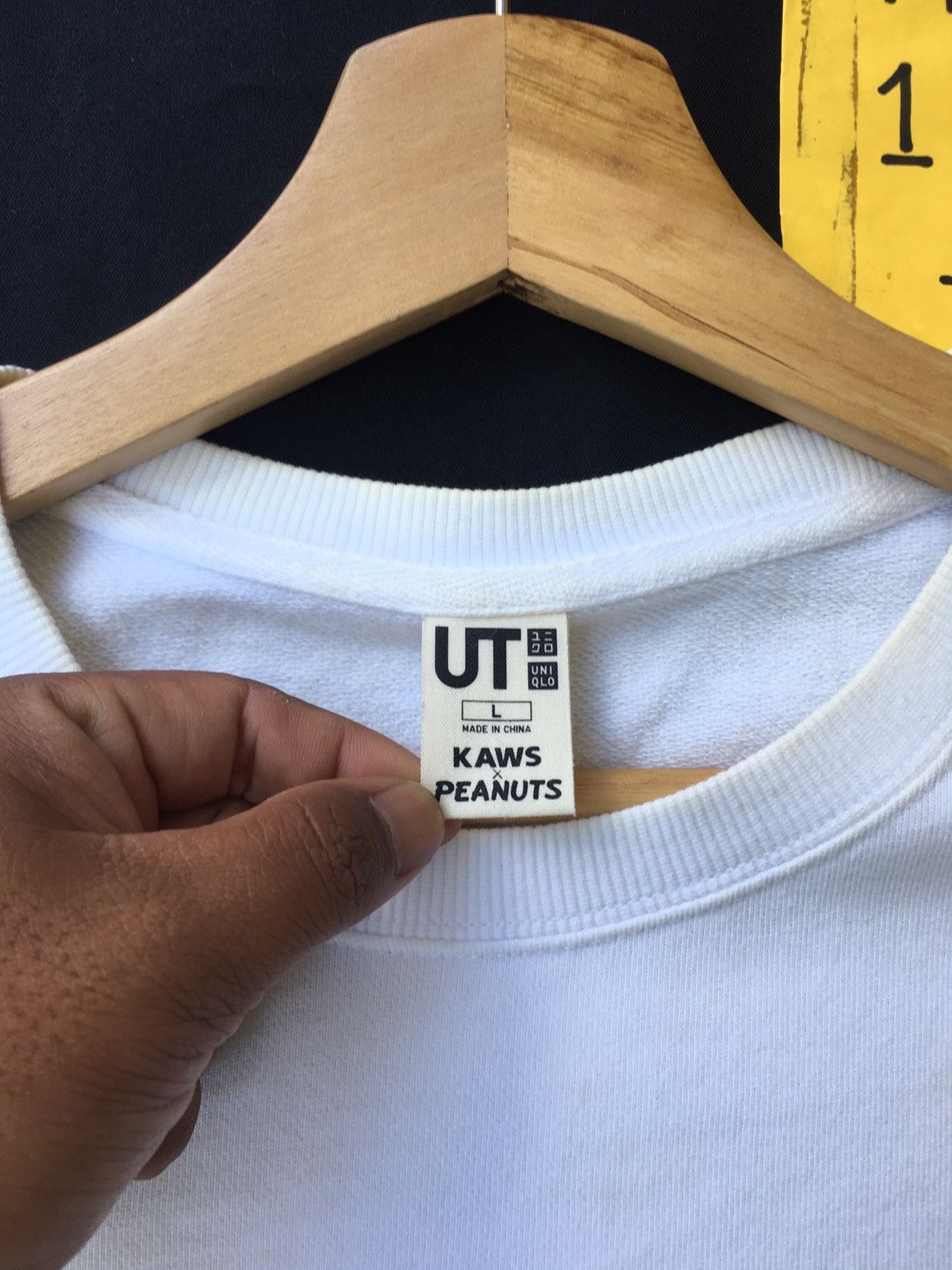 Kaws × Peanuts × Uniqlo Rare Joe Kaws x Uniqlo Peanuts Snoopy Sweatshirt Size US L / EU 52-54 / 3 - 7 Thumbnail