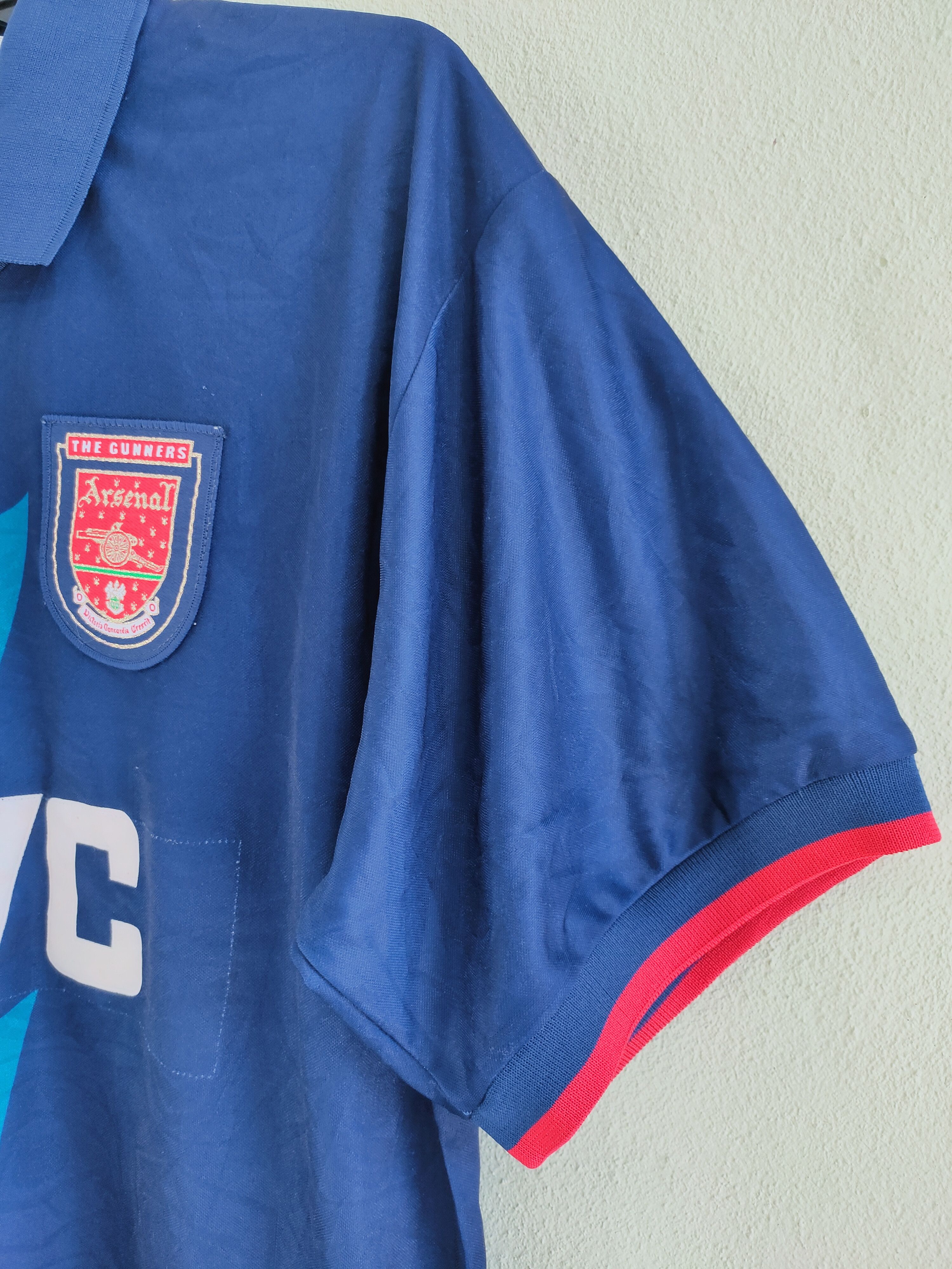 Vintage Vintage 90's ARSENAL away jersey by NIKE Size US L / EU 52-54 / 3 - 6 Thumbnail