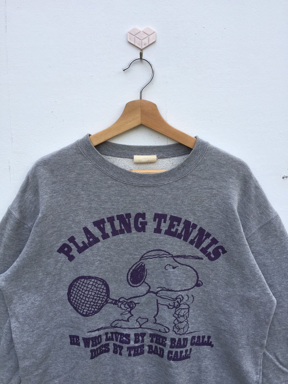Peanuts Vintage Peanuts Snoopy Playing Tennis Sweatshirt Size US XL / EU 56 / 4 - 2 Thumbnail