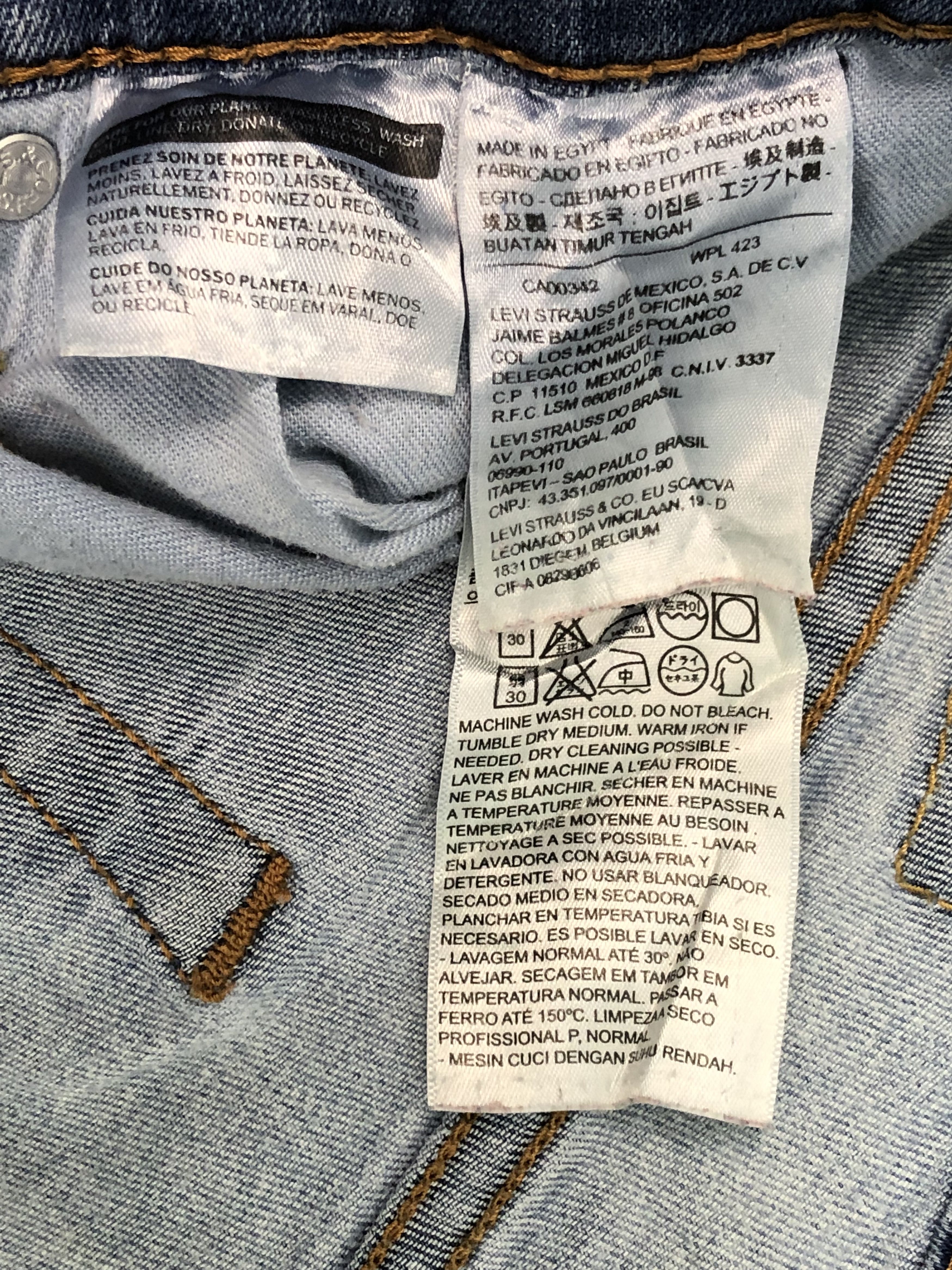 Levi's Vintage Levis Blue Faded Denim DP0312 Size US 35 - 7 Thumbnail
