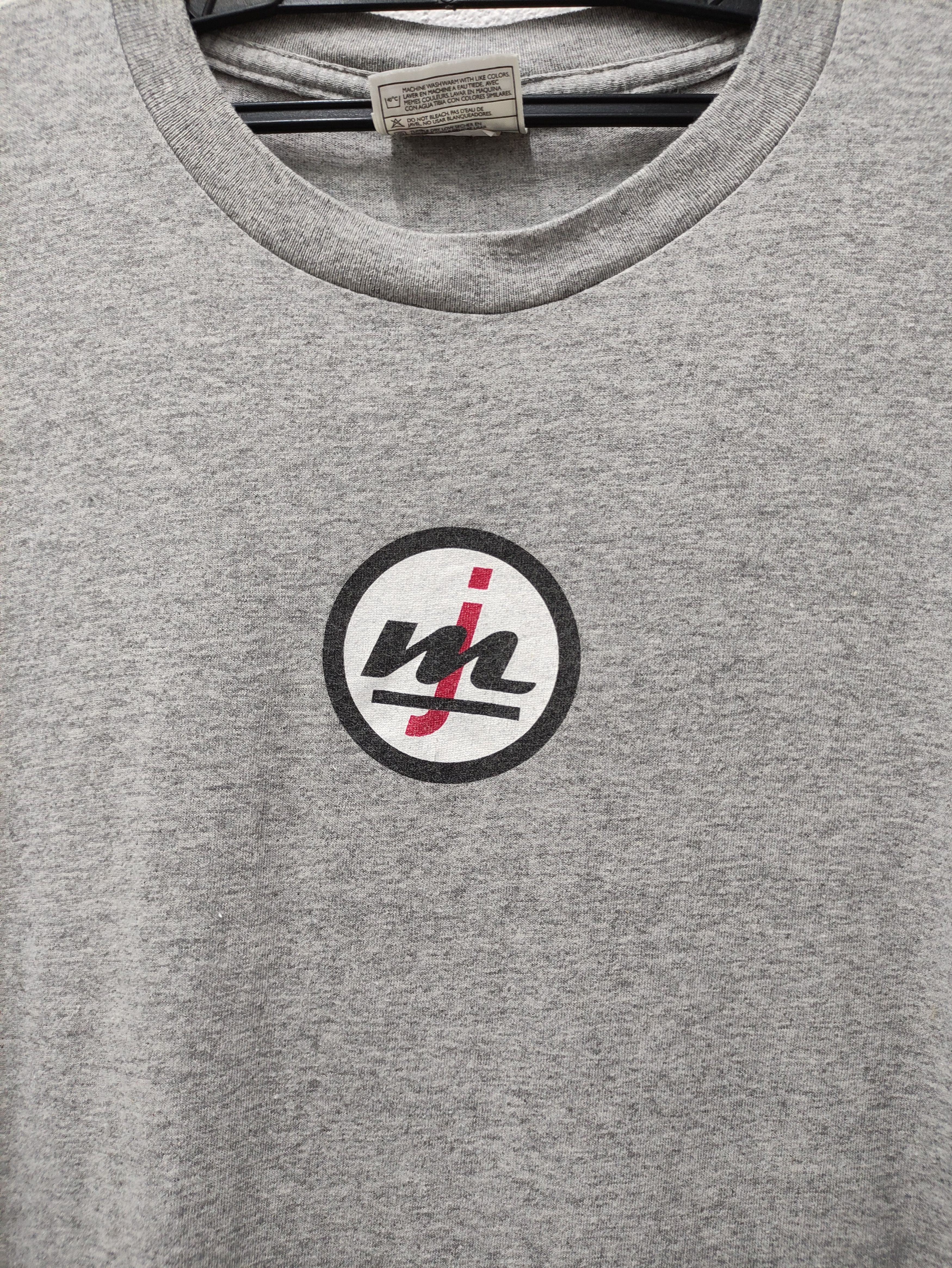 Jordan Brand VTG 90's NIKE MICHAEL JORDAN MEN'S GREY T-SHIRT Size US L / EU 52-54 / 3 - 3 Thumbnail