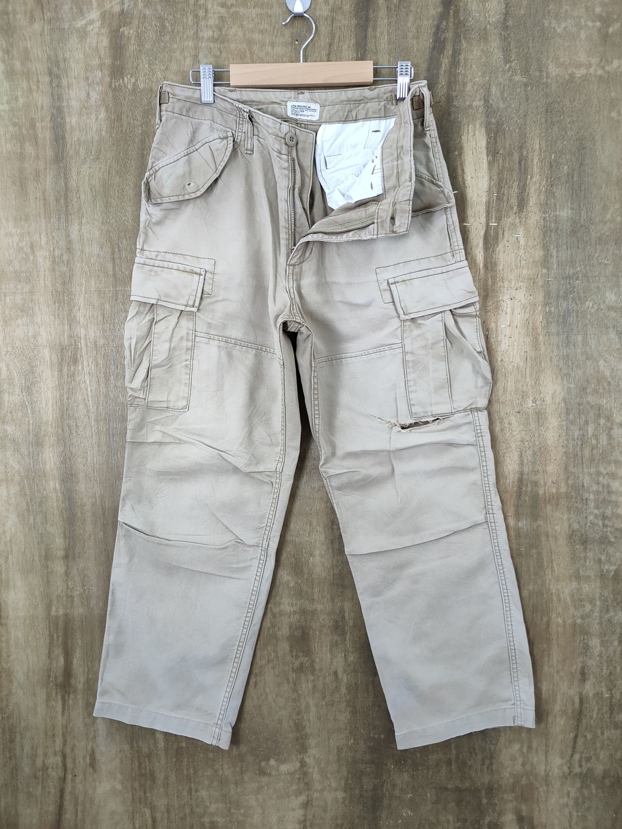 Alpha Industries VINTAGE ALPHA FADED DISTRESSED KNEE CARGO PANTS Size US 30 / EU 46 - 6 Thumbnail