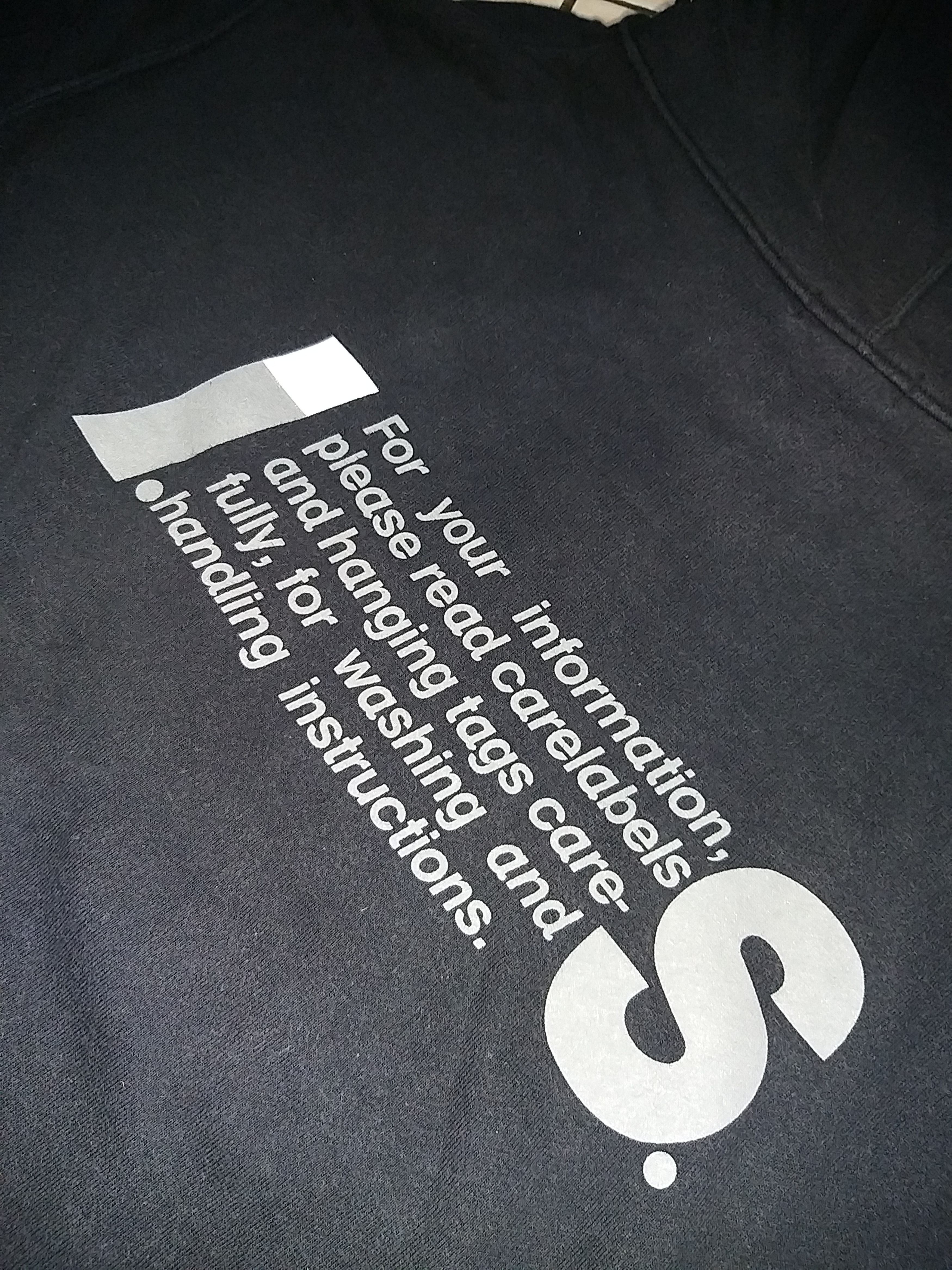 Issey Miyake VTG I.S ISSEY MIYAKE CARE LABEL BIG LOGO ZIPPER HOODIES Size US M / EU 48-50 / 2 - 3 Thumbnail