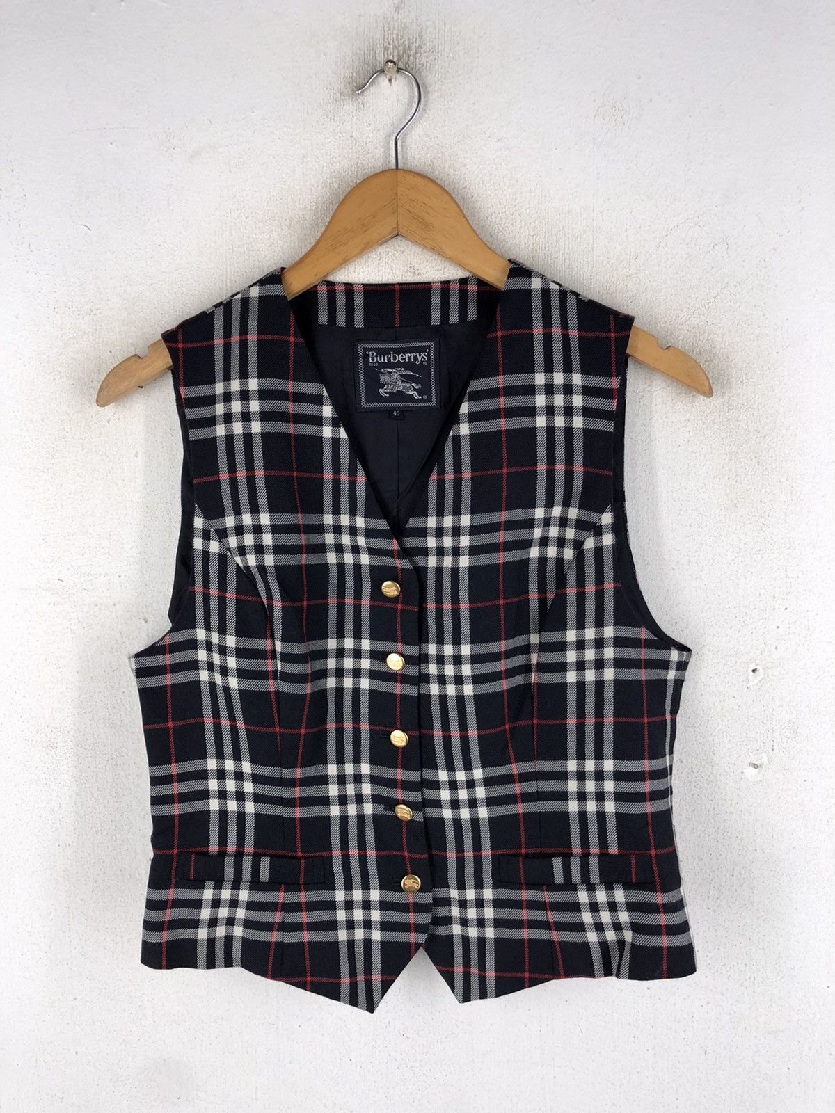 Burberry 🔥BURBERRY NOVA CHECK GARMENT VEST Size US S / EU 44-46 / 1 - 1 Thumbnail