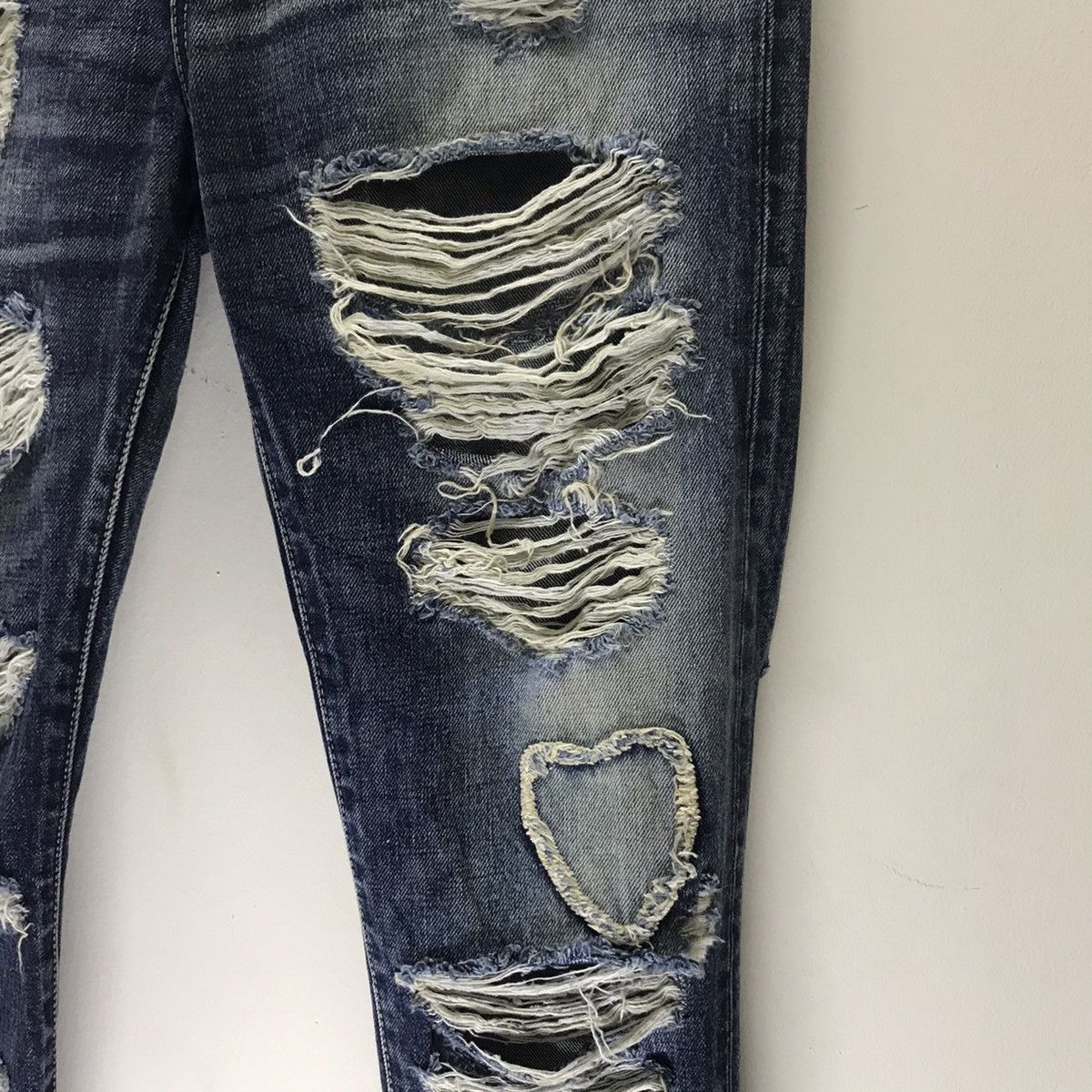 Japanese Brand Japanese Brand RNA.inc Thashed Jeans Size 28" / US 6 / IT 42 - 7 Thumbnail