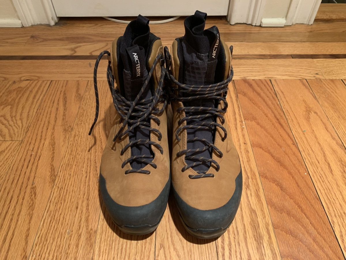 Arc'teryx Ar c'teryx Bora2 GTX Mid Backpacking Boot Size US 9.5 / EU 42-43 - 6 Thumbnail