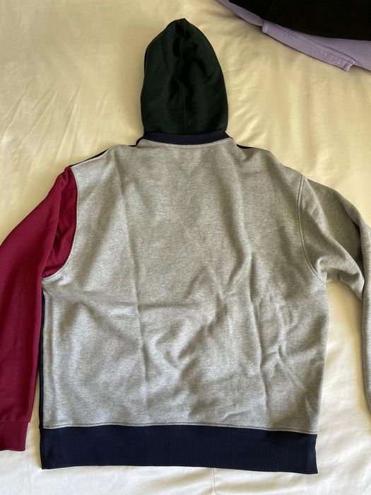 Kith x tommy hilfiger deals crest hoodie multi