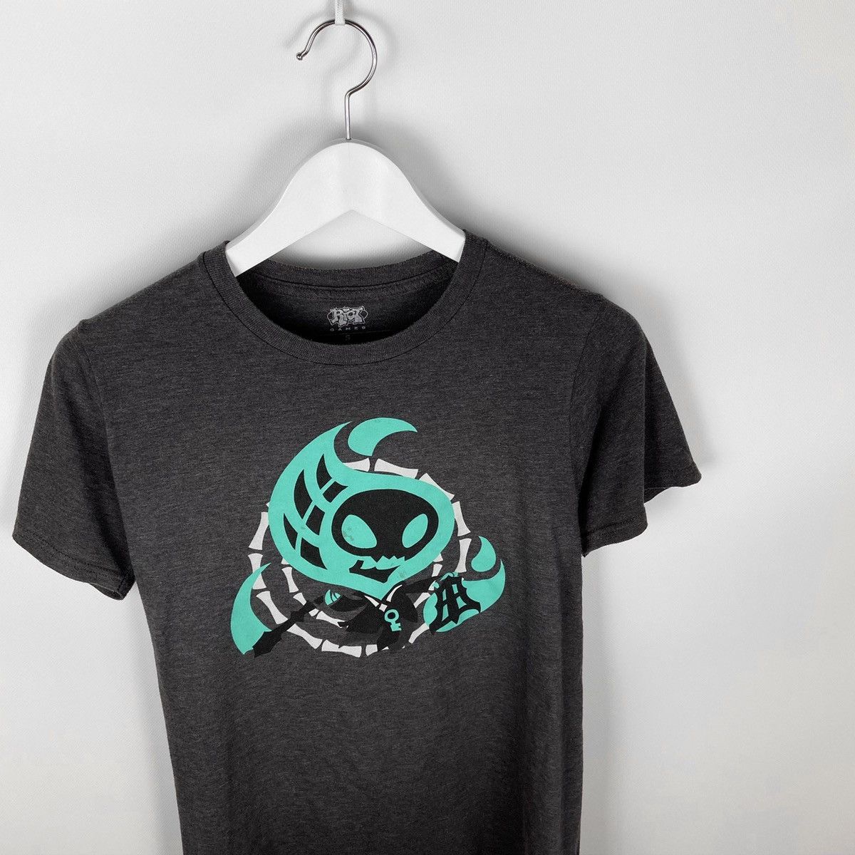 Microsoft Riot Games League of Legends Thresh Support Lantern MOBA tee Size US S / EU 44-46 / 1 - 2 Thumbnail