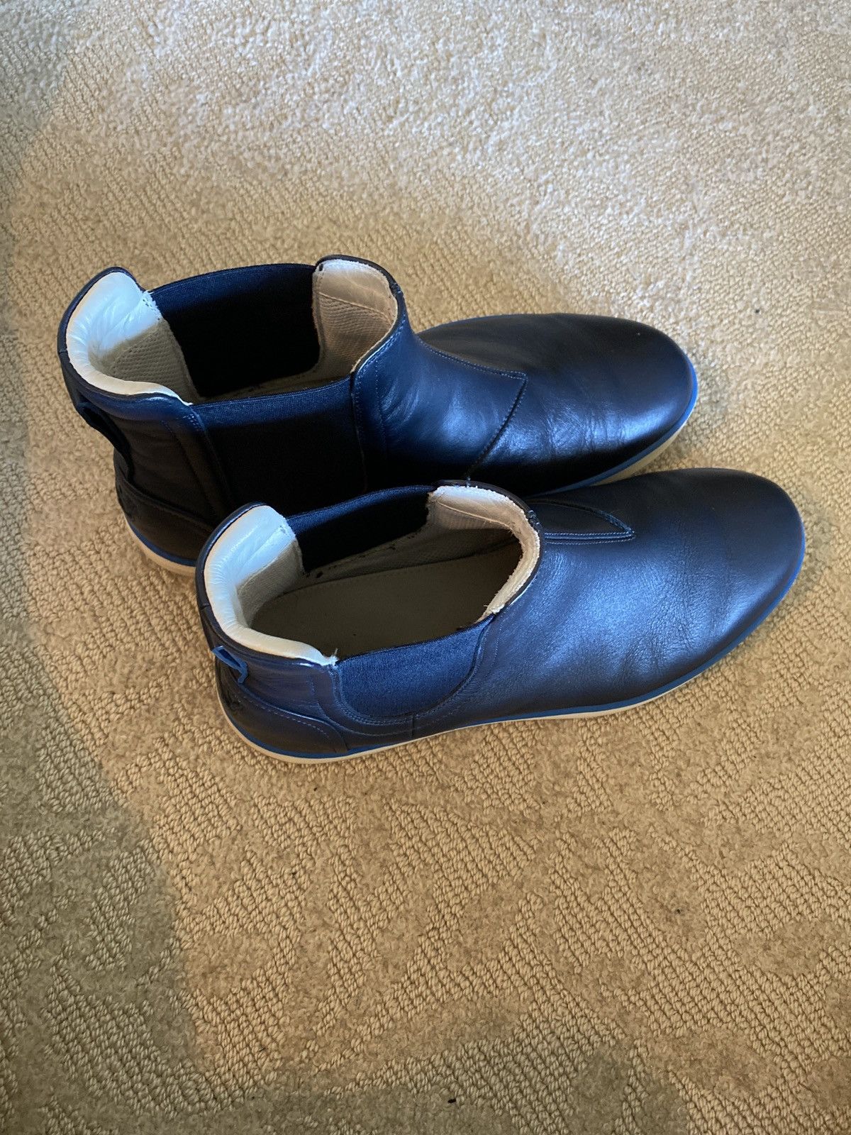 image of Bottega Veneta Navy Leather Chelsea Boots, Men's (Size 9)
