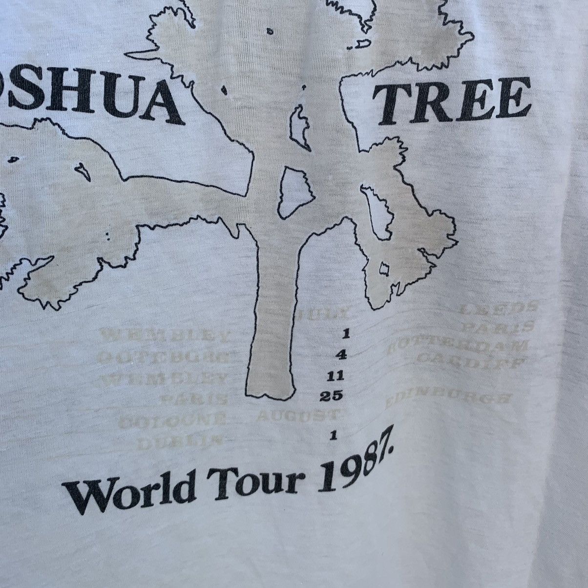 Vintage Vintage U2 The Joshua Tree Tour 1987 T-Shirt white Size US XL / EU 56 / 4 - 5 Thumbnail