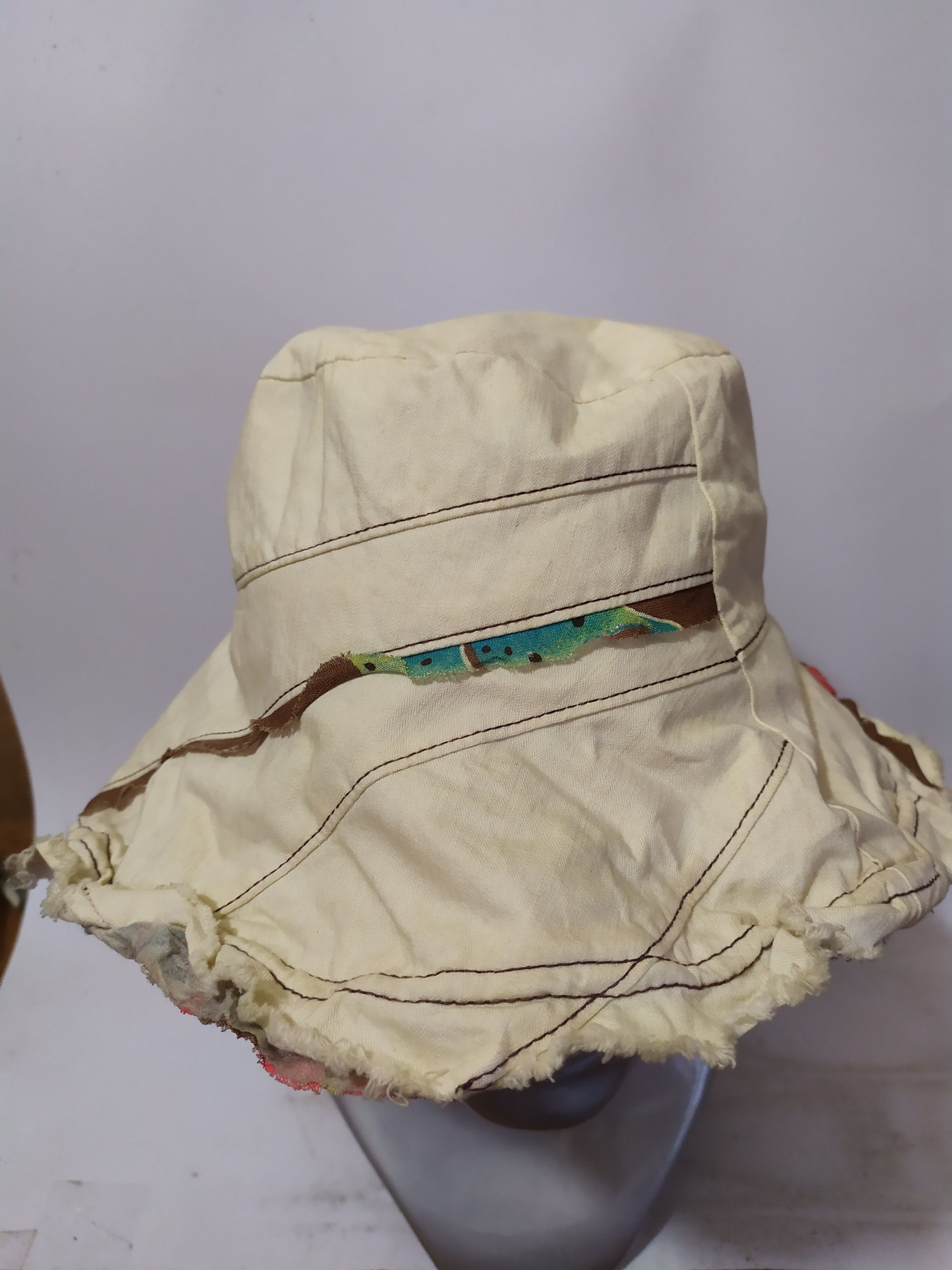 Japanese Brand Unknown Distressed Patchwork Bucket hats Hairy Design Size ONE SIZE - 3 Thumbnail