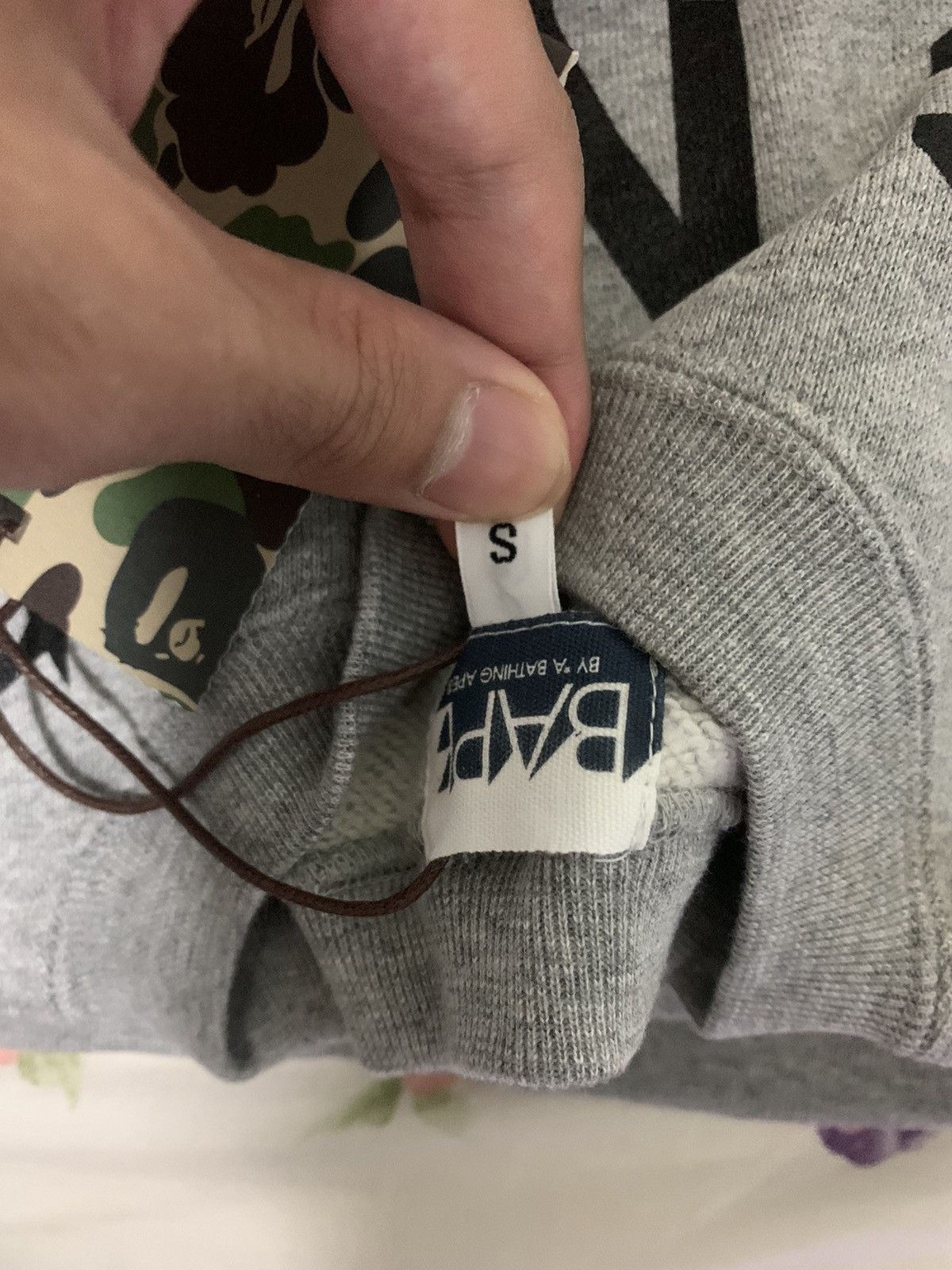 Bape Bape busy work sweater Size US S / EU 44-46 / 1 - 3 Thumbnail