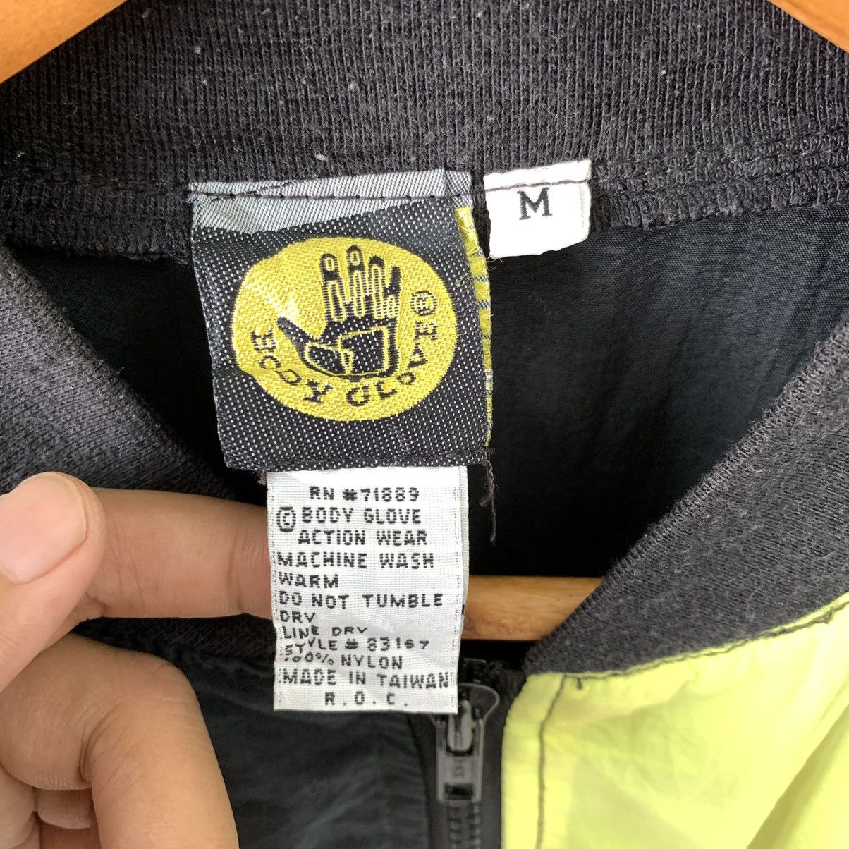 Body Glove × Vintage Vintage Body Glove Big Logo Light Weight Jacket Size US M / EU 48-50 / 2 - 5 Thumbnail