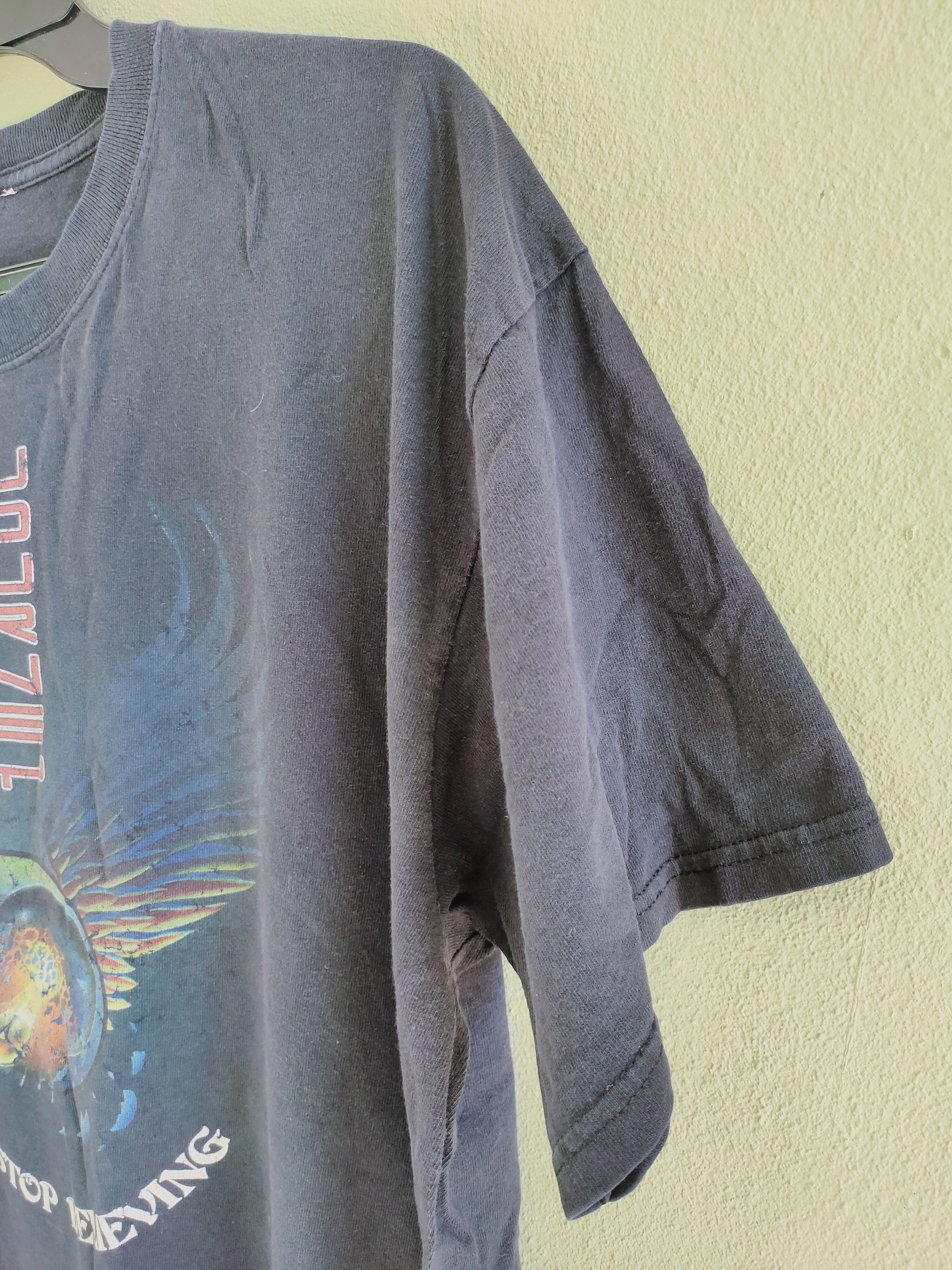 Band Tees Vintage Y2K (2002) JOURNEY : DON'T STOP BELIEVING tee Size US XL / EU 56 / 4 - 2 Thumbnail