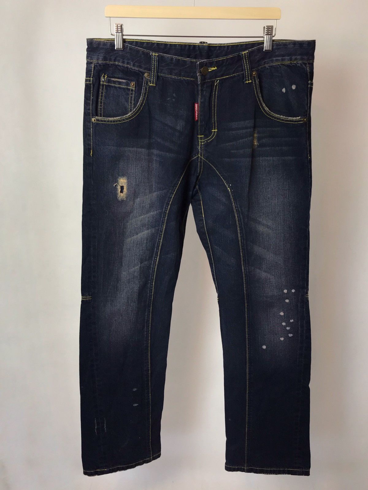 Dsquared2 Dsquared2 Jeans size W 36 L 32 Size US 36 / EU 52 - 1 Thumbnail