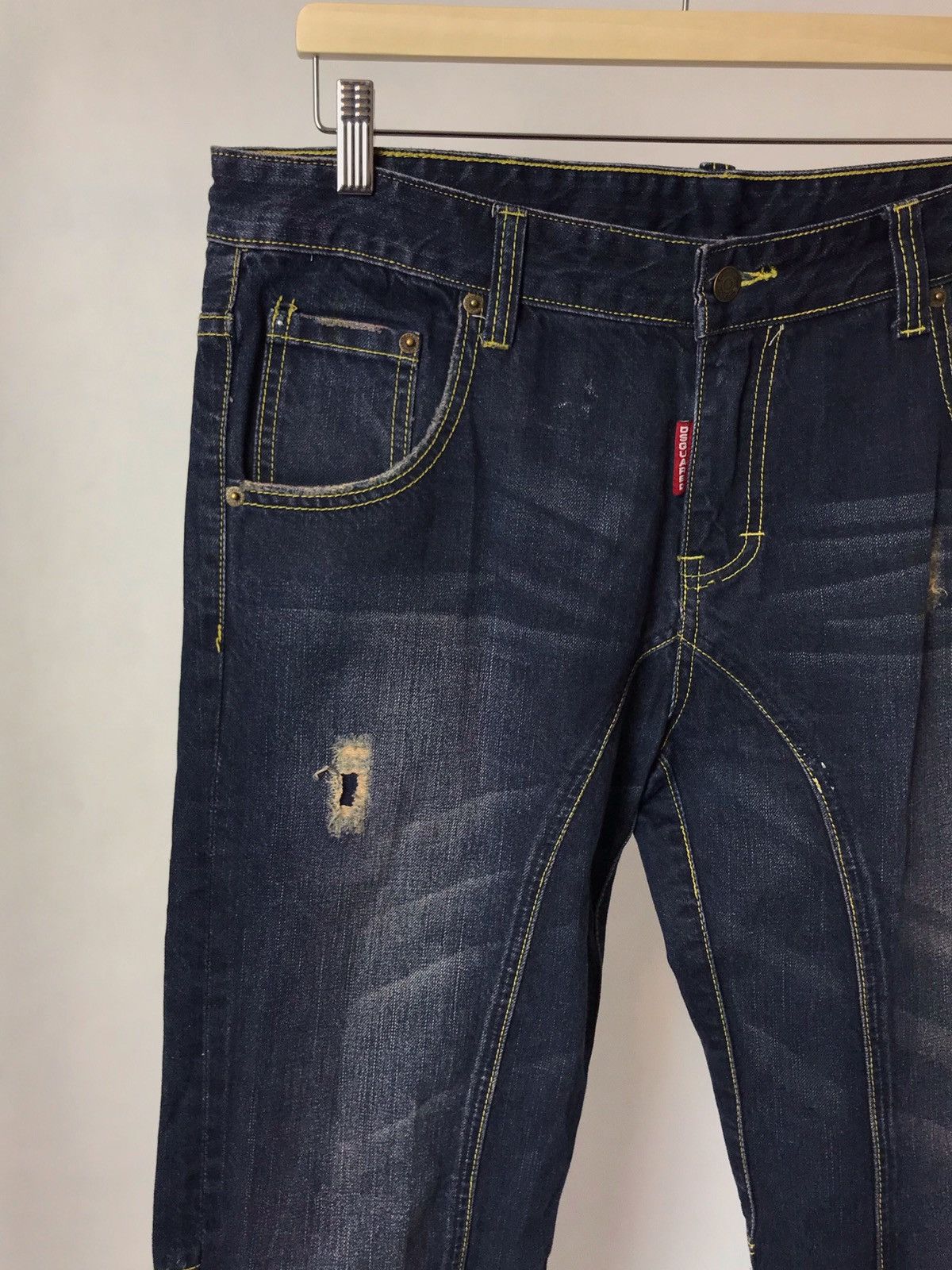 Dsquared2 Dsquared2 Jeans size W 36 L 32 Size US 36 / EU 52 - 5 Thumbnail