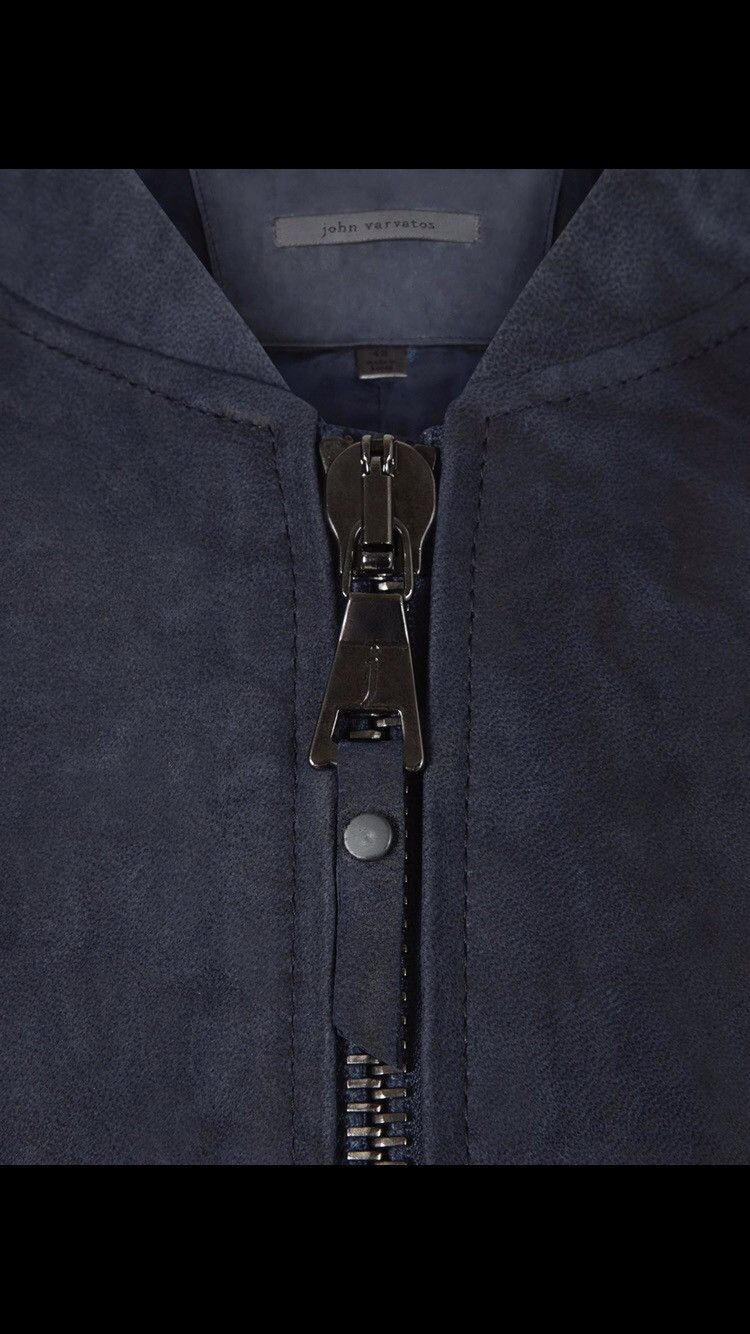 John Varvatos Suede bomber jacket. Size EU 52 USA 42 Size US L / EU 52-54 / 3 - 6 Thumbnail