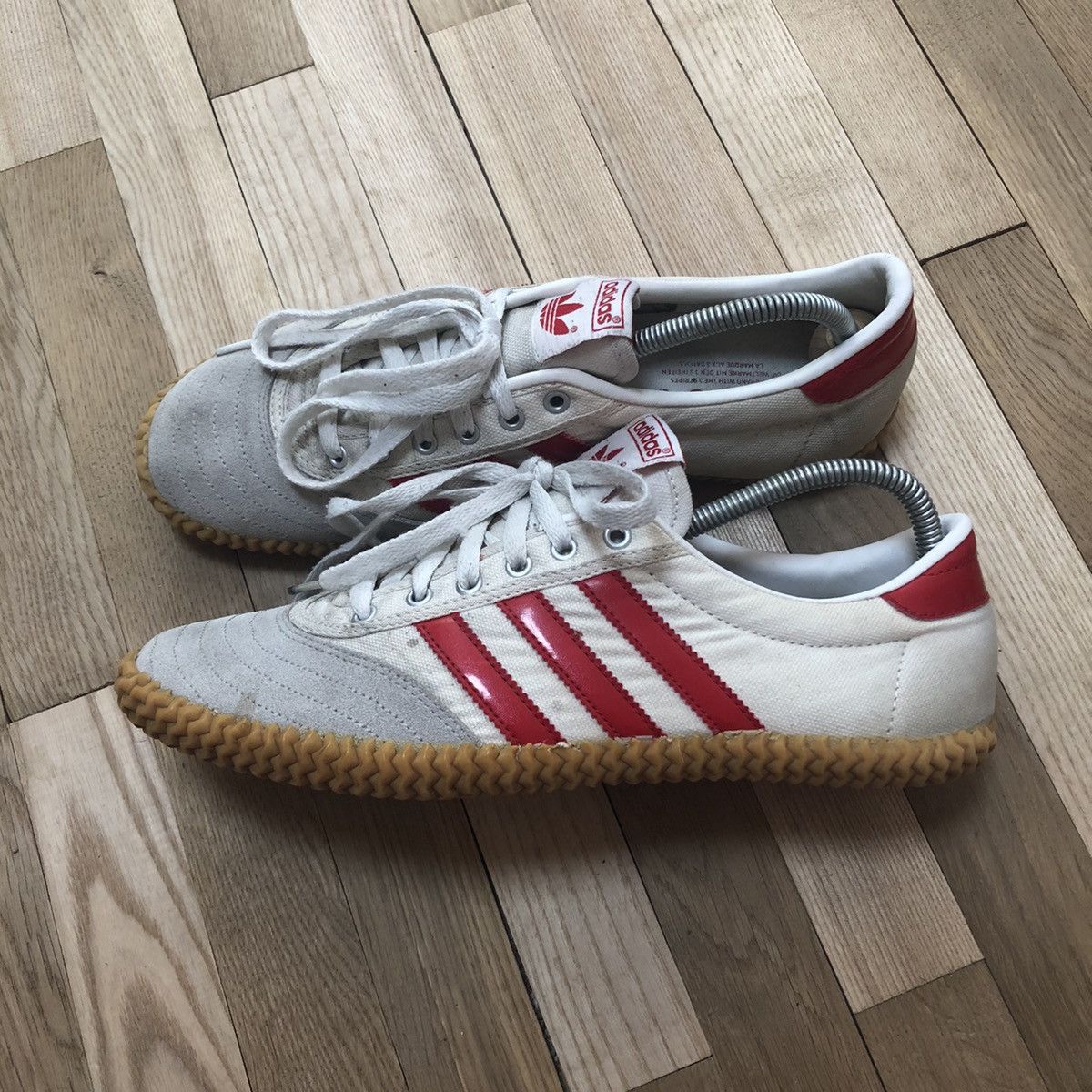 Adidas ADIDAS Volley Plimsole FREE SHIPPING size 10.5 US